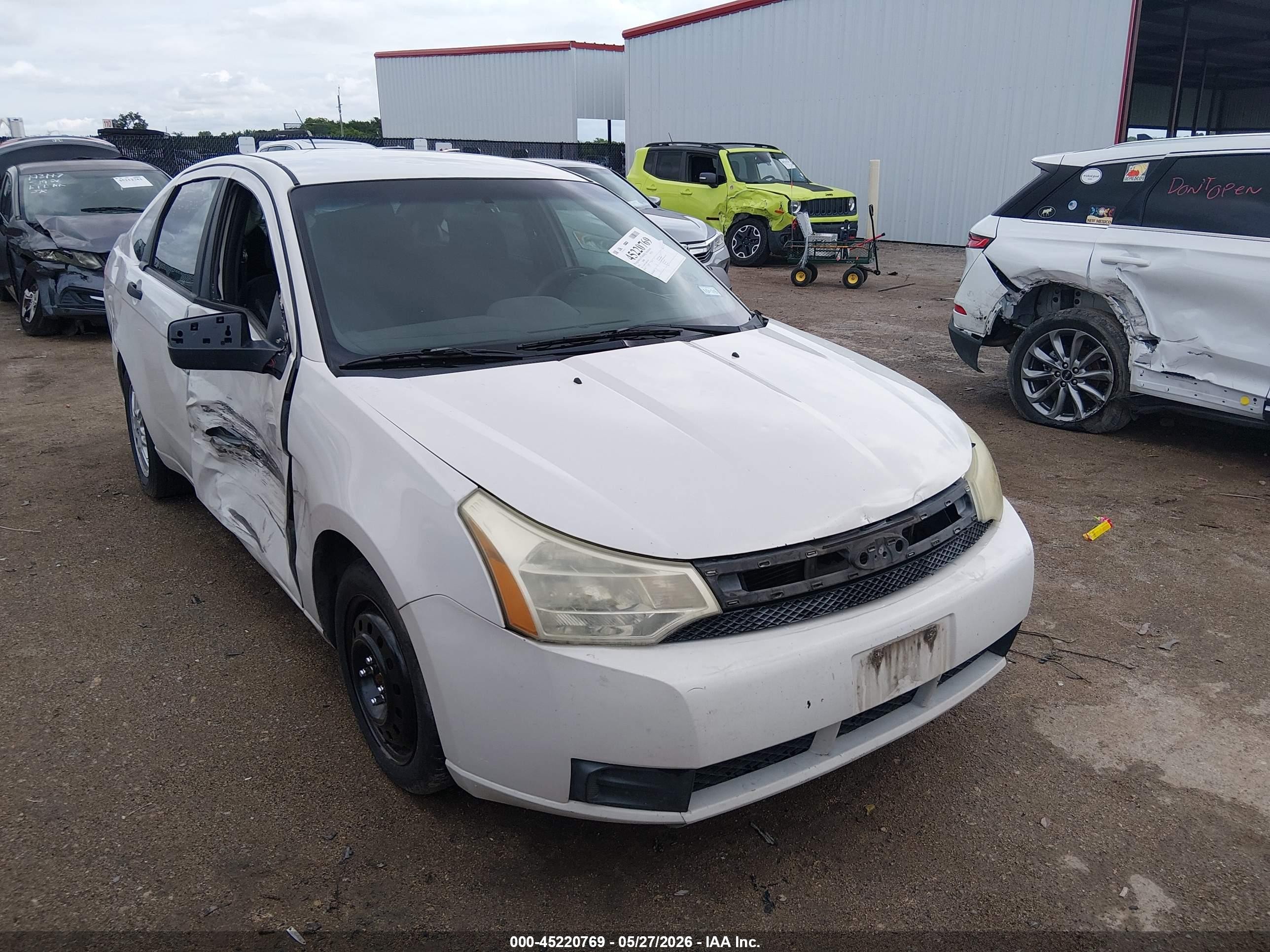 2010 Ford Focus Se White vin: 1FAHP3FN3AW172238