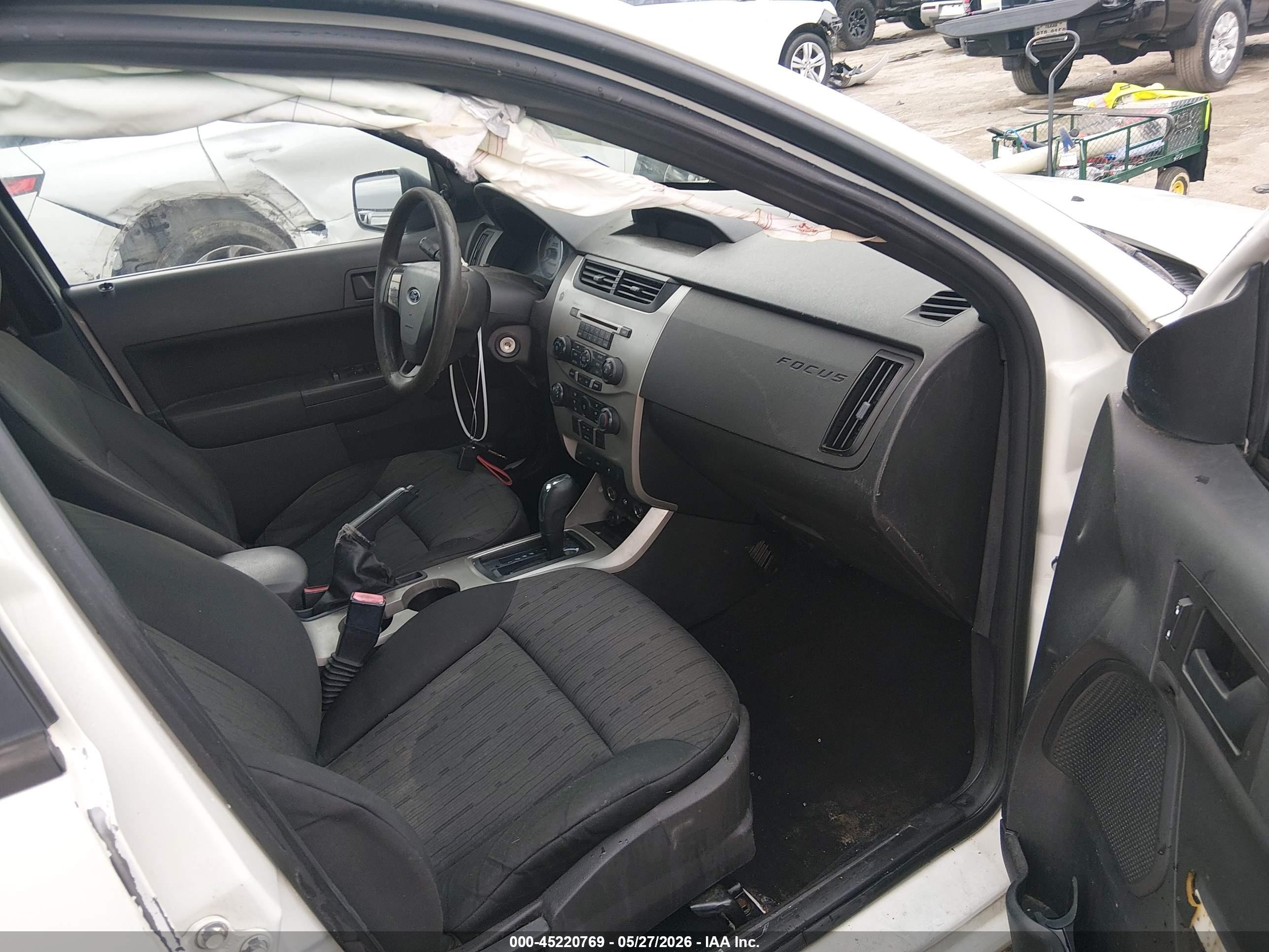 2010 Ford Focus Se White vin: 1FAHP3FN3AW172238