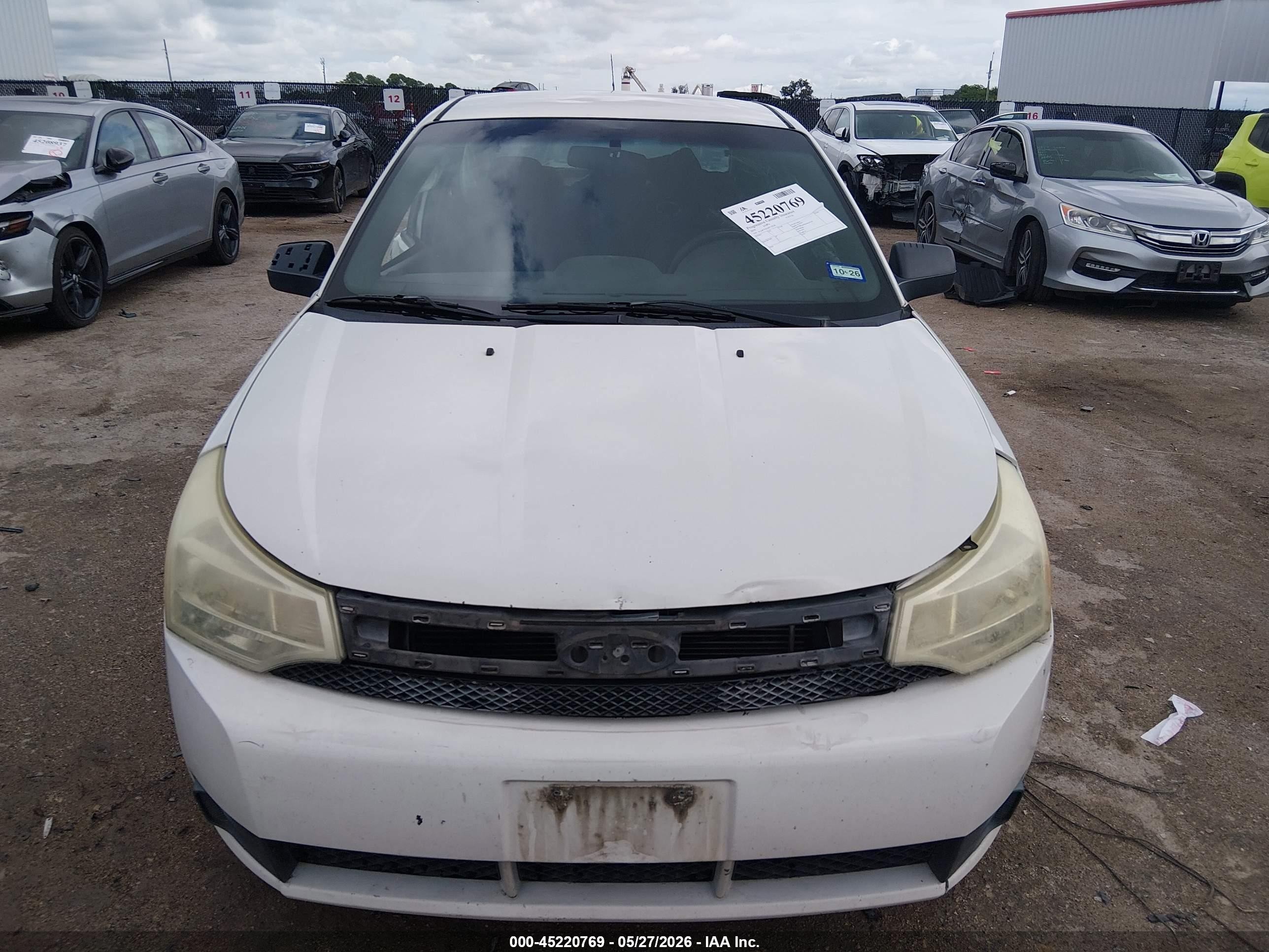 2010 Ford Focus Se White vin: 1FAHP3FN3AW172238