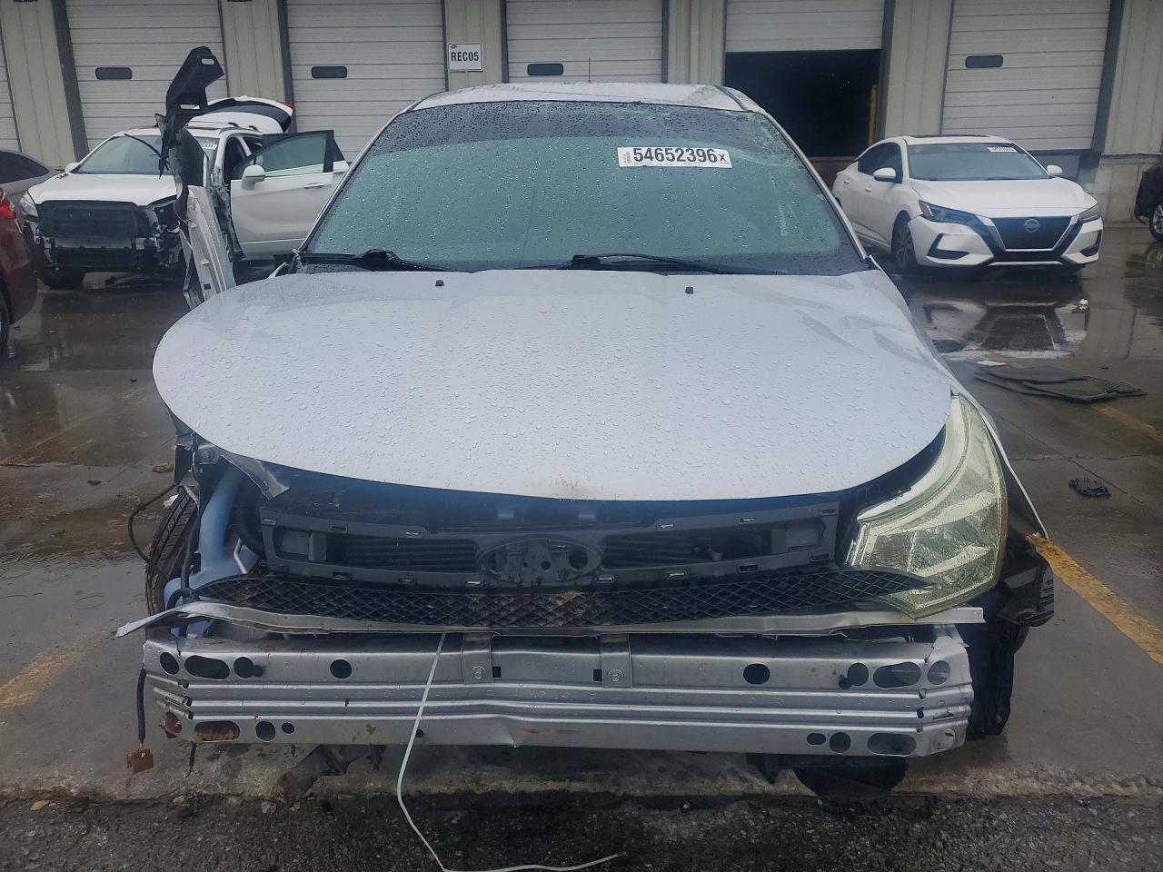 2010 Ford Focus Se Silver vin: 1FAHP3FN3AW198287