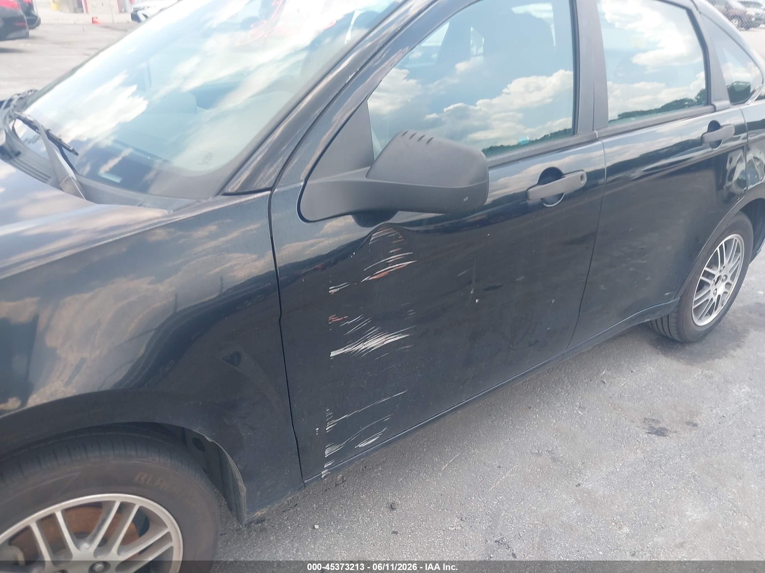 2010 Ford Focus Se Black vin: 1FAHP3FN3AW198709
