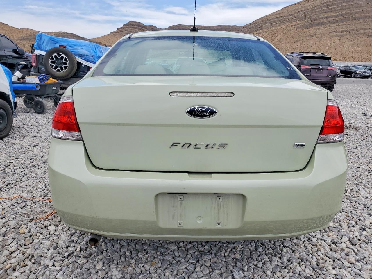 2010 Ford Focus Se Green vin: 1FAHP3FN3AW201799