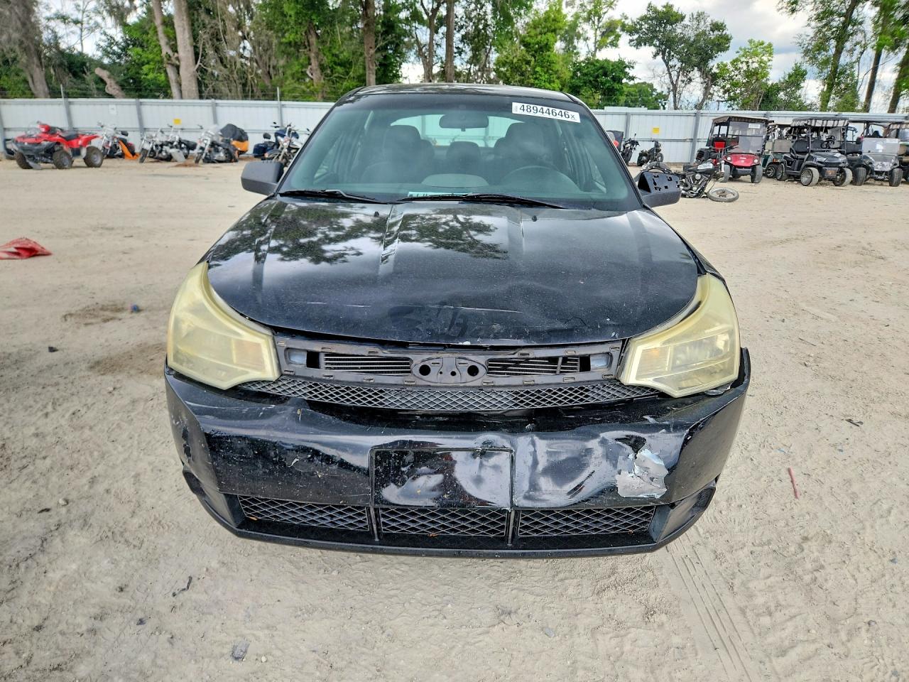 2010 Ford Focus Se Черный vin: 1FAHP3FN3AW267236