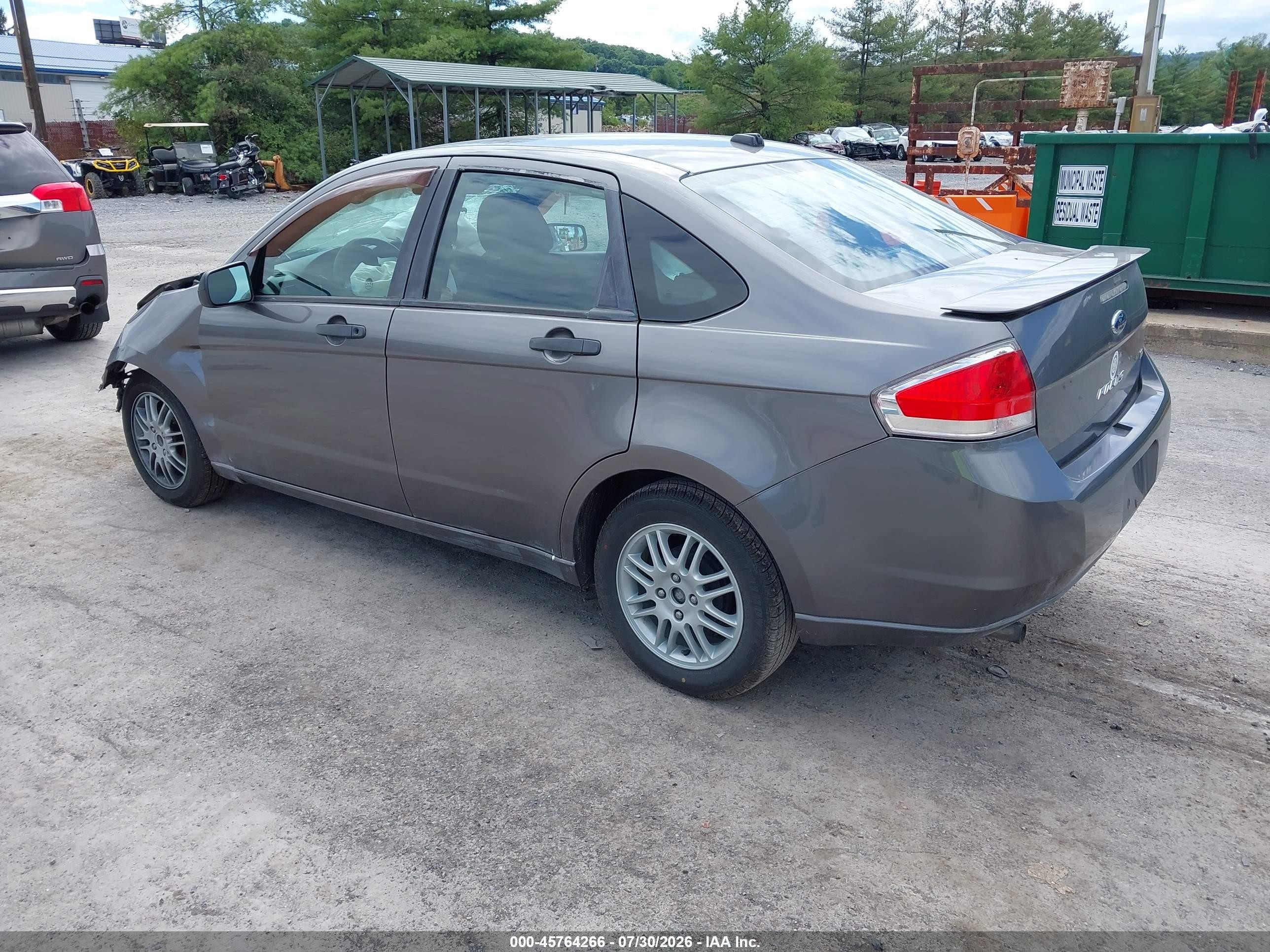 2011 Ford Focus Se Серый vin: 1FAHP3FN3BW104958