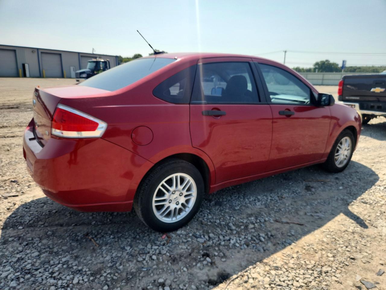 2011 Ford Focus Se Maroon vin: 1FAHP3FN3BW124580