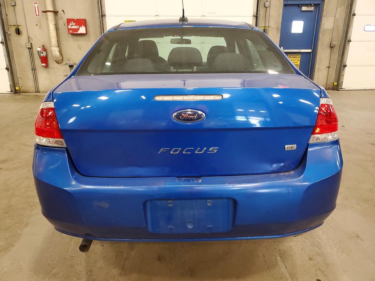 2011 Ford Focus Se Blue vin: 1FAHP3FN3BW131822