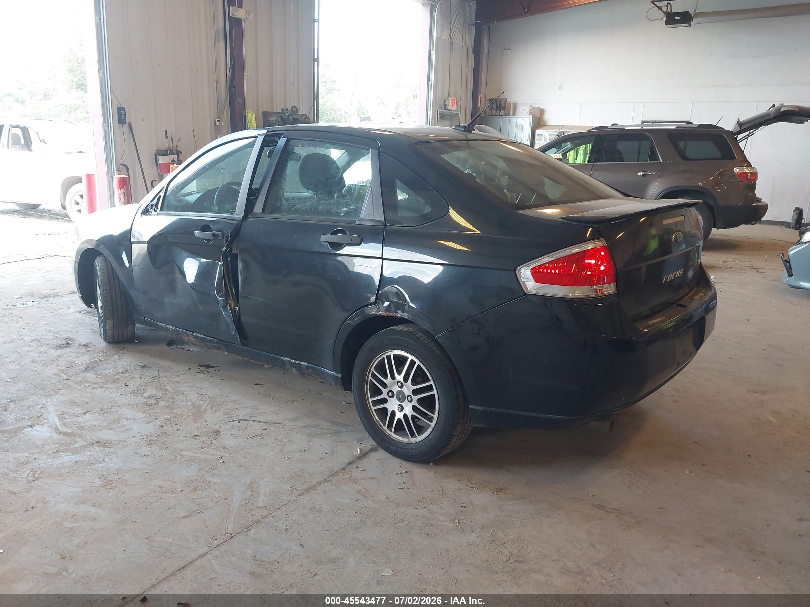 2011 Ford Focus Se Черный vin: 1FAHP3FN3BW146191