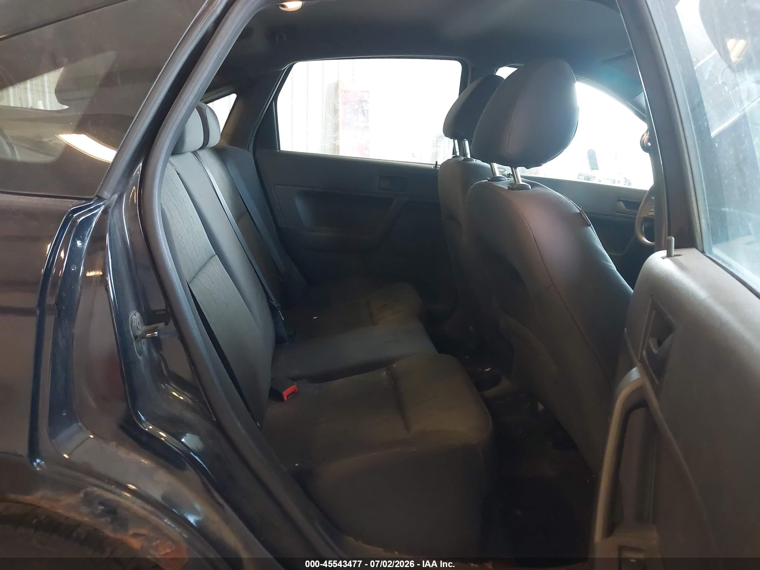 2011 Ford Focus Se Черный vin: 1FAHP3FN3BW146191