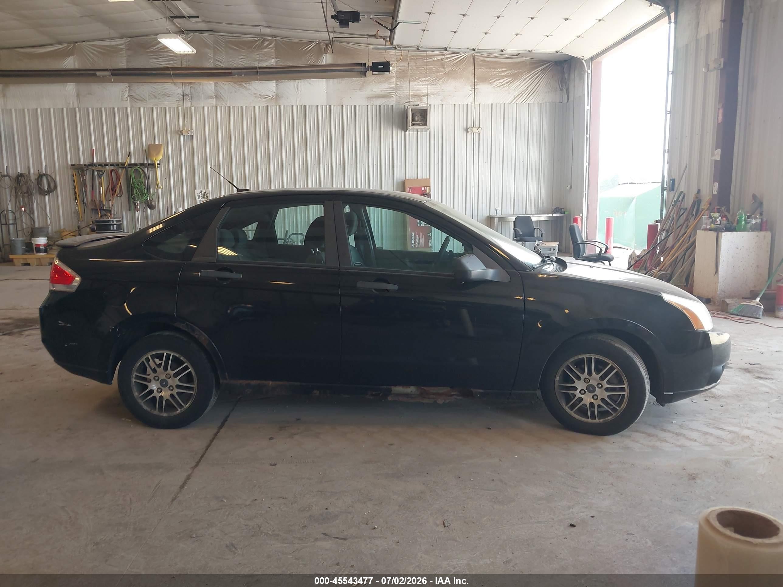 2011 Ford Focus Se Черный vin: 1FAHP3FN3BW146191