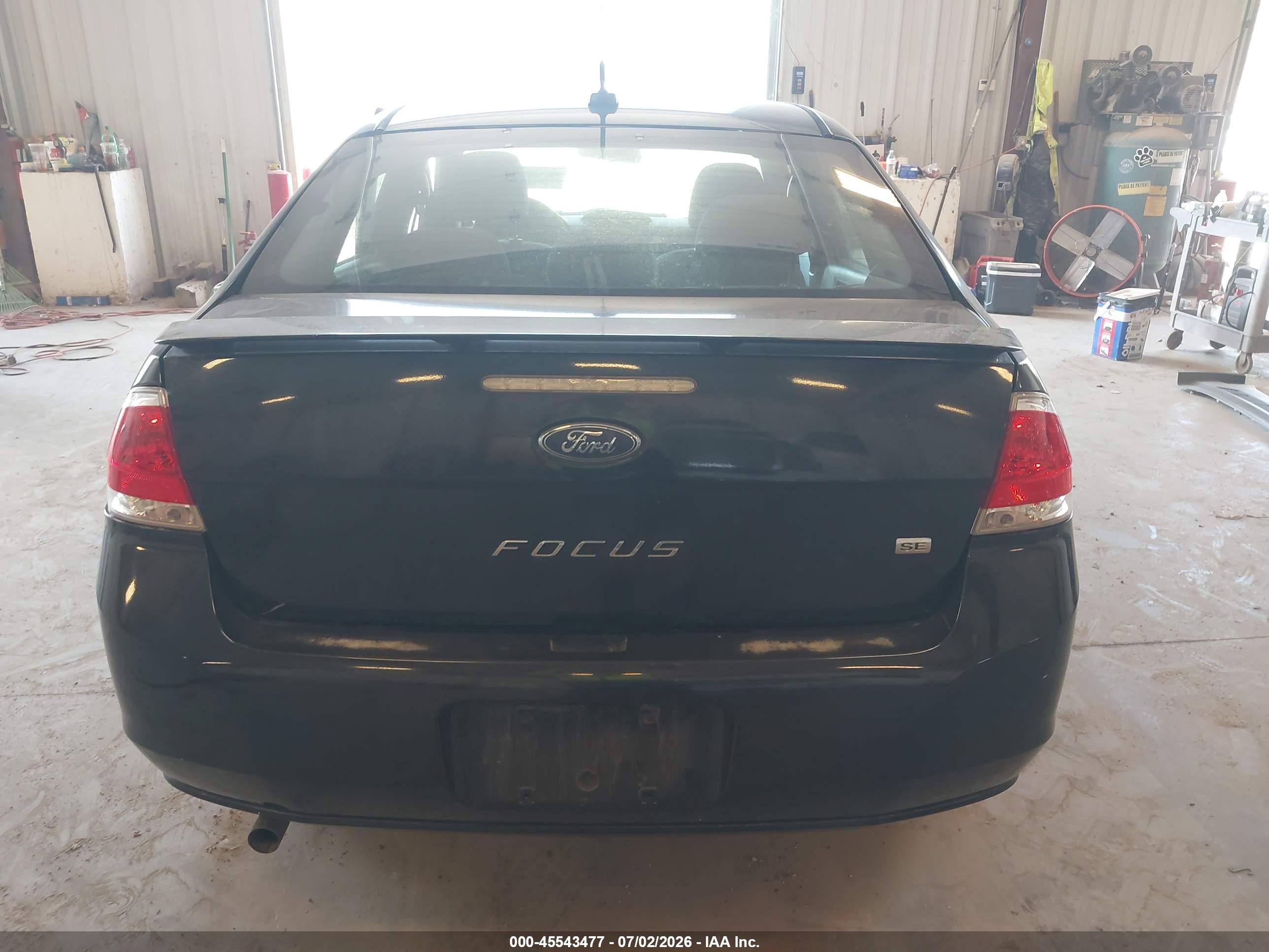 2011 Ford Focus Se Черный vin: 1FAHP3FN3BW146191