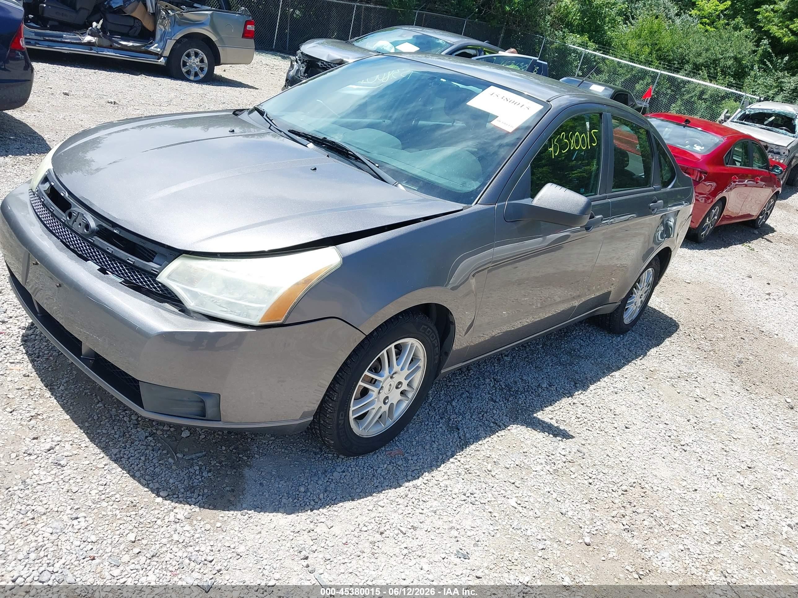 2011 Ford Focus Se Gray vin: 1FAHP3FN3BW146238