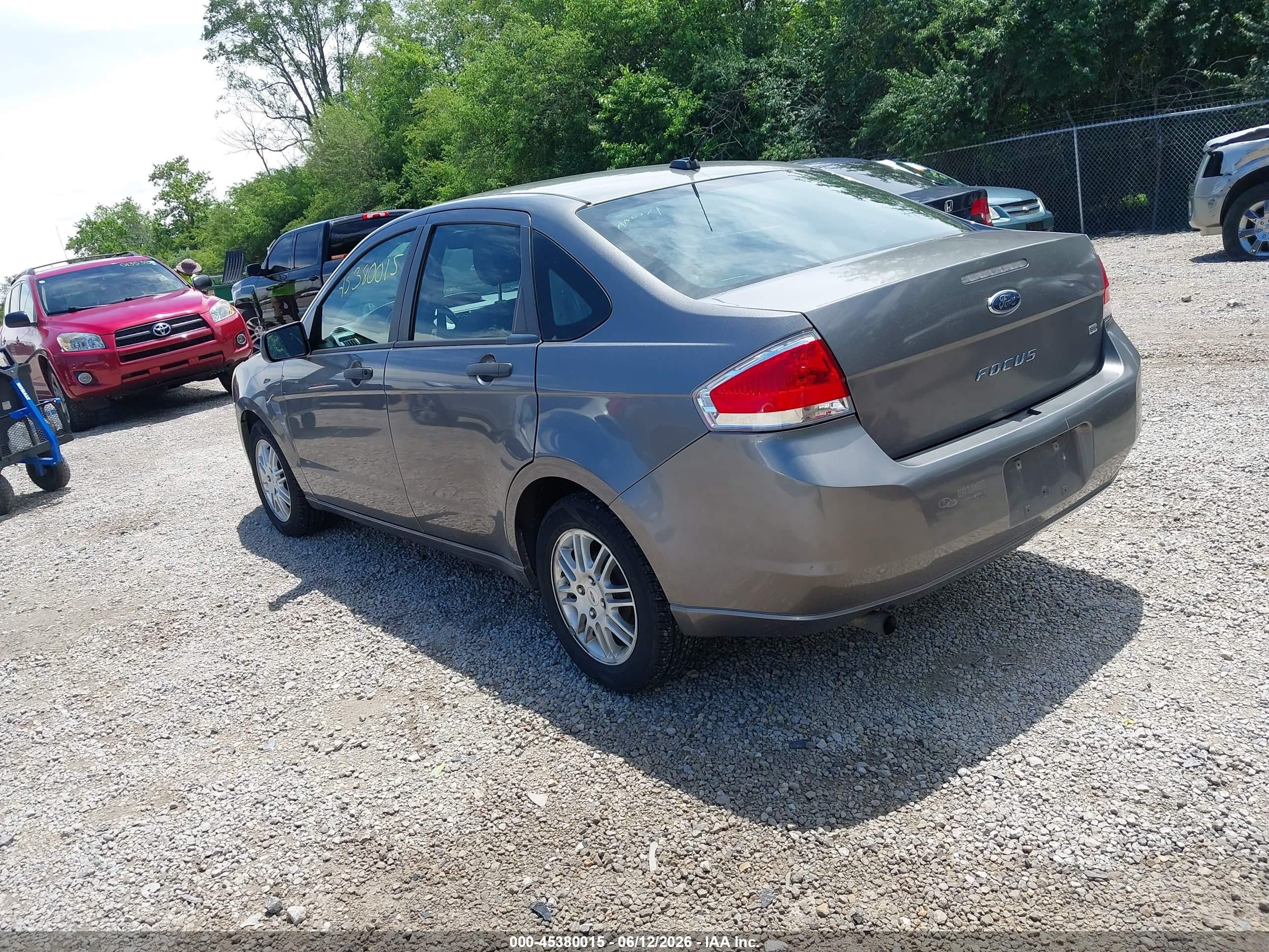 2011 Ford Focus Se Gray vin: 1FAHP3FN3BW146238