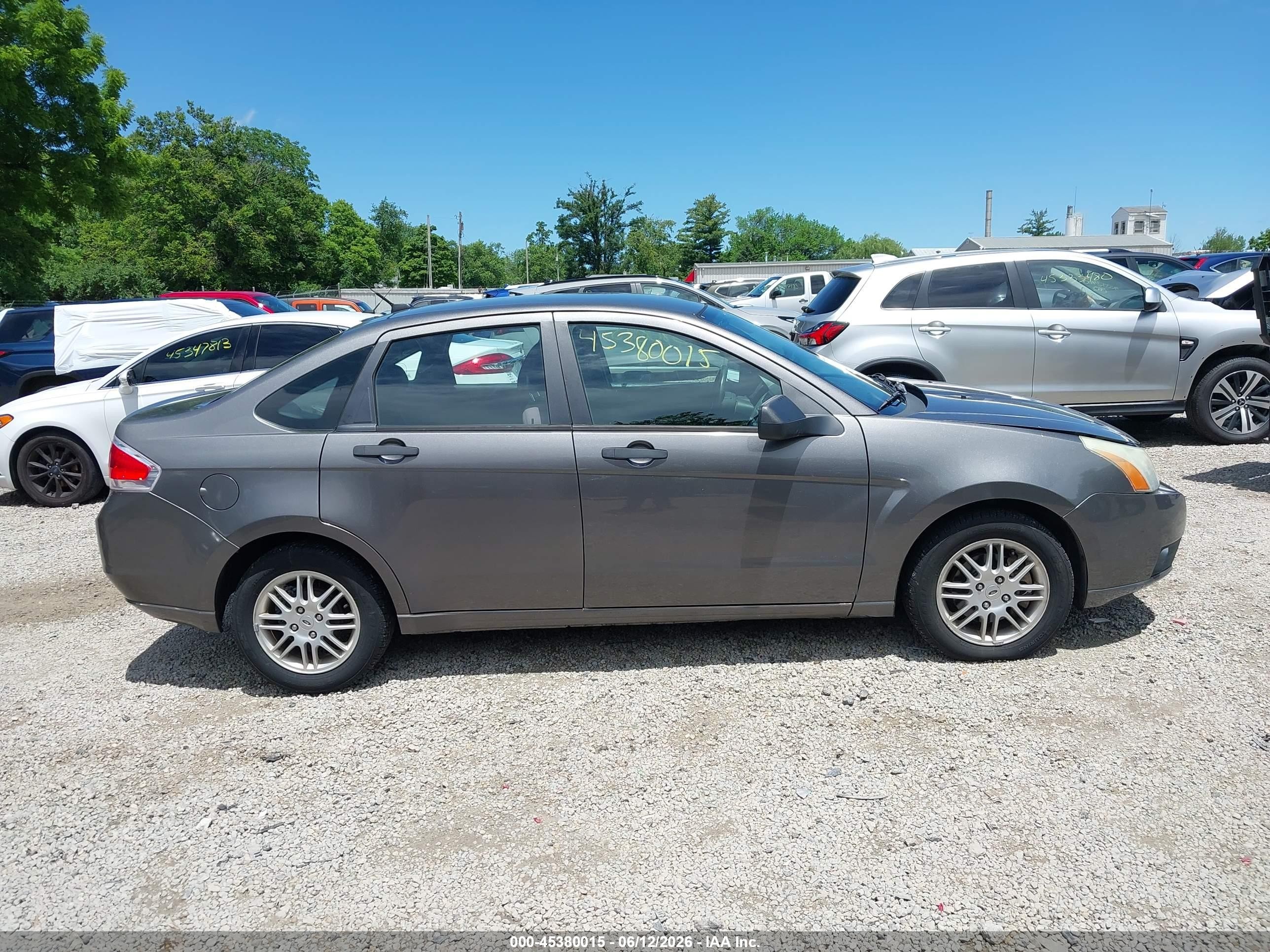 2011 Ford Focus Se Gray vin: 1FAHP3FN3BW146238