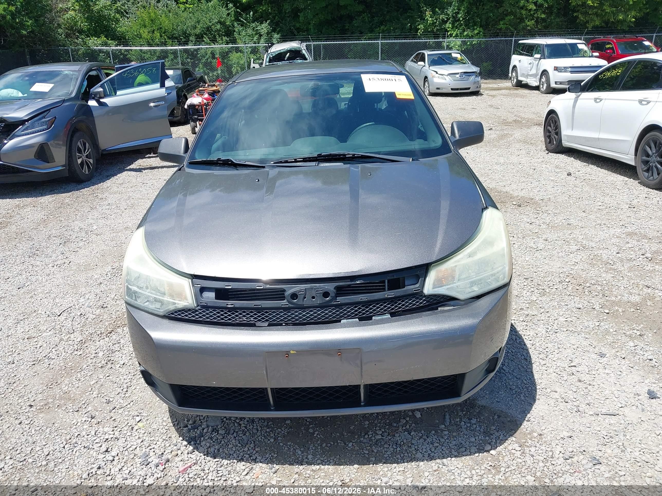 2011 Ford Focus Se Gray vin: 1FAHP3FN3BW146238