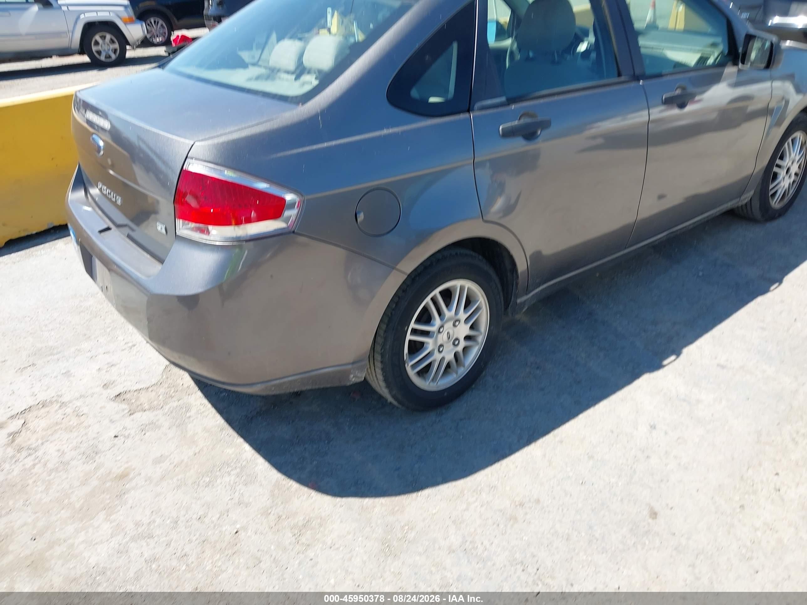 2011 Ford Focus Se Gray vin: 1FAHP3FN3BW150855