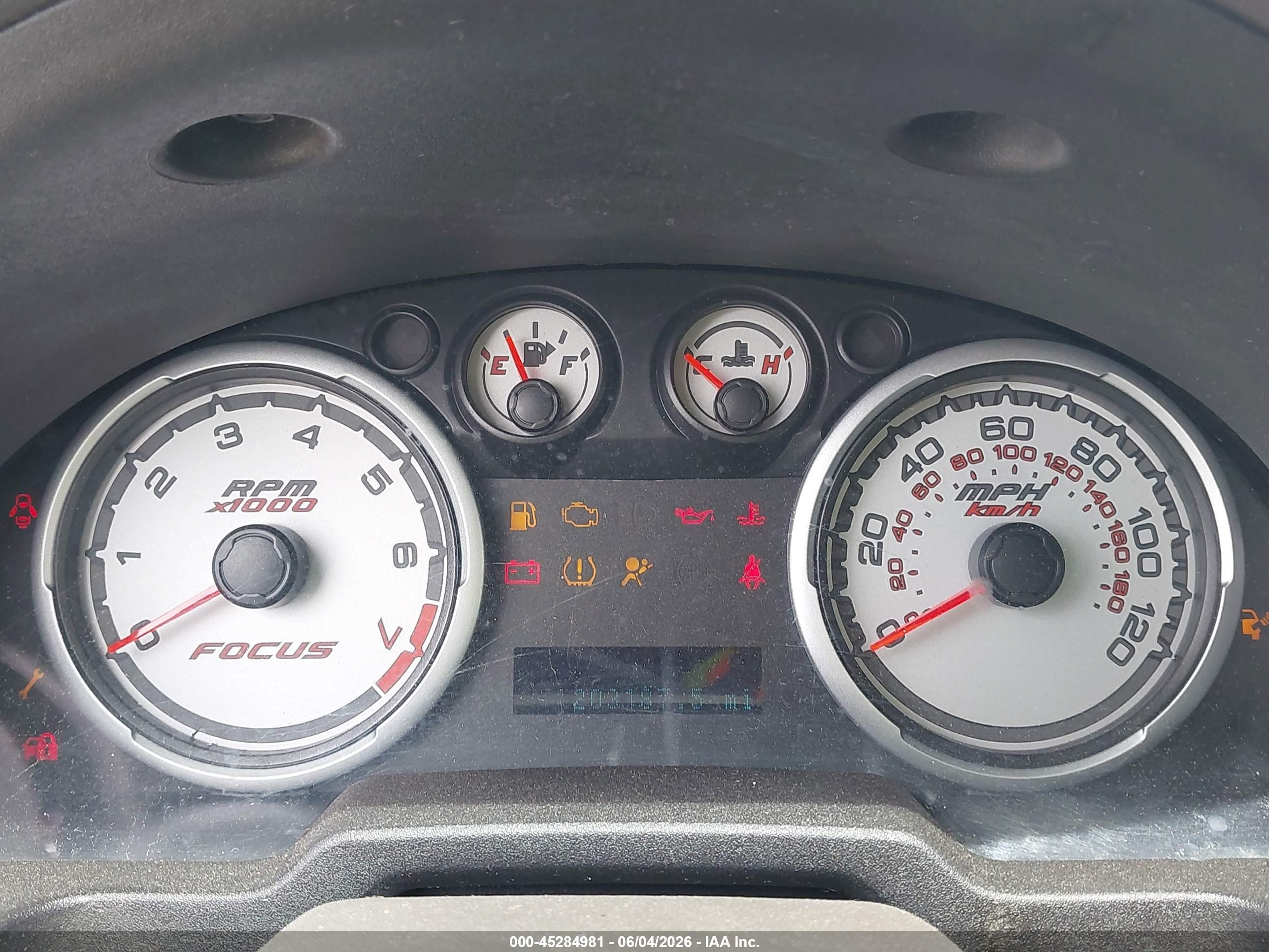 2011 Ford Focus Se Silver vin: 1FAHP3FN3BW165730