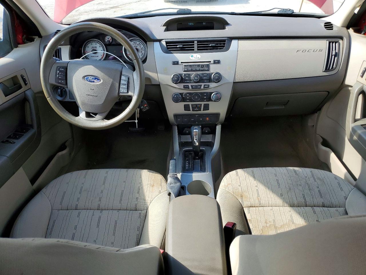 2011 Ford Focus Se Red vin: 1FAHP3FN3BW179241