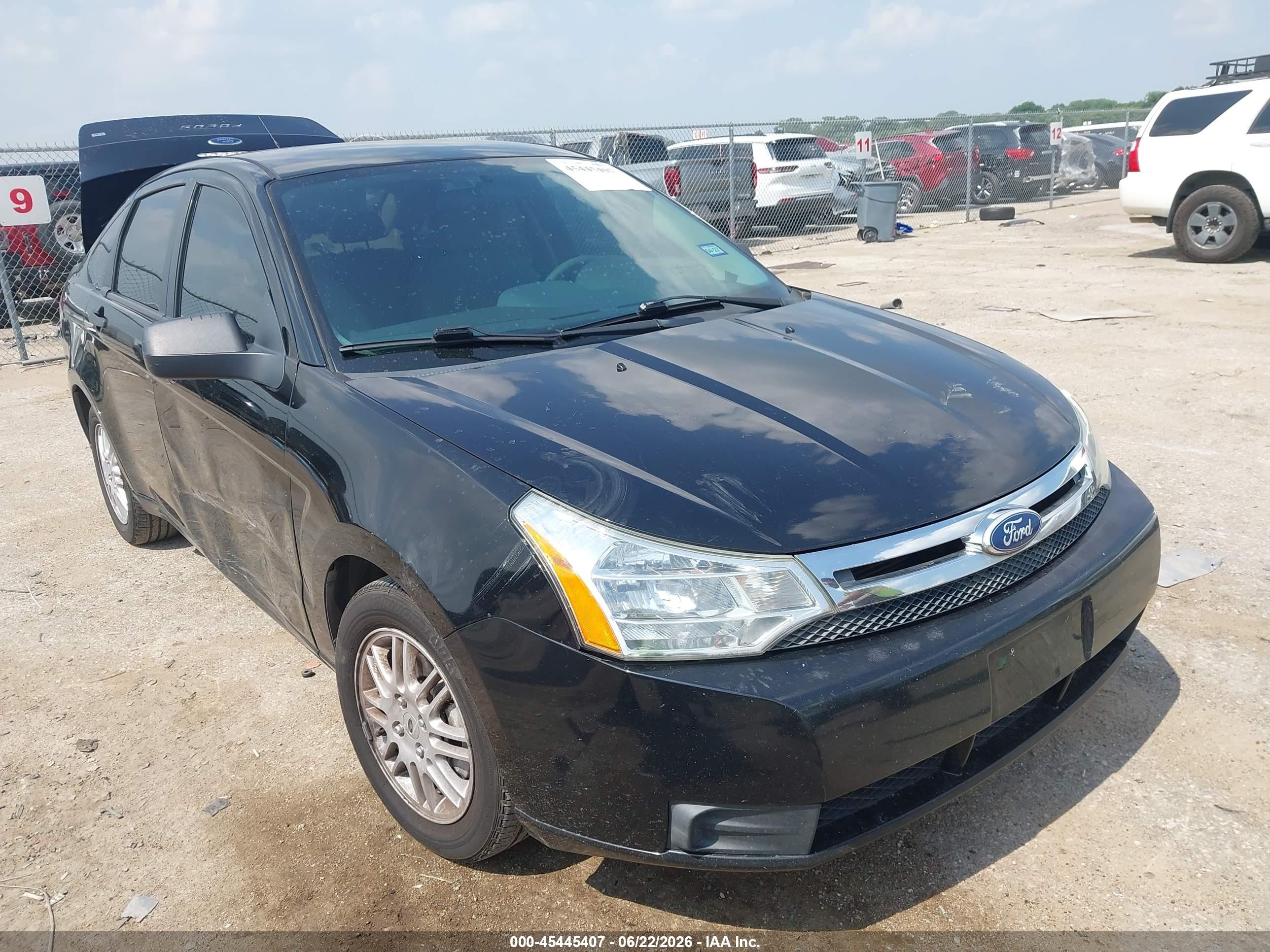 2011 Ford Focus Se Black vin: 1FAHP3FN3BW194032