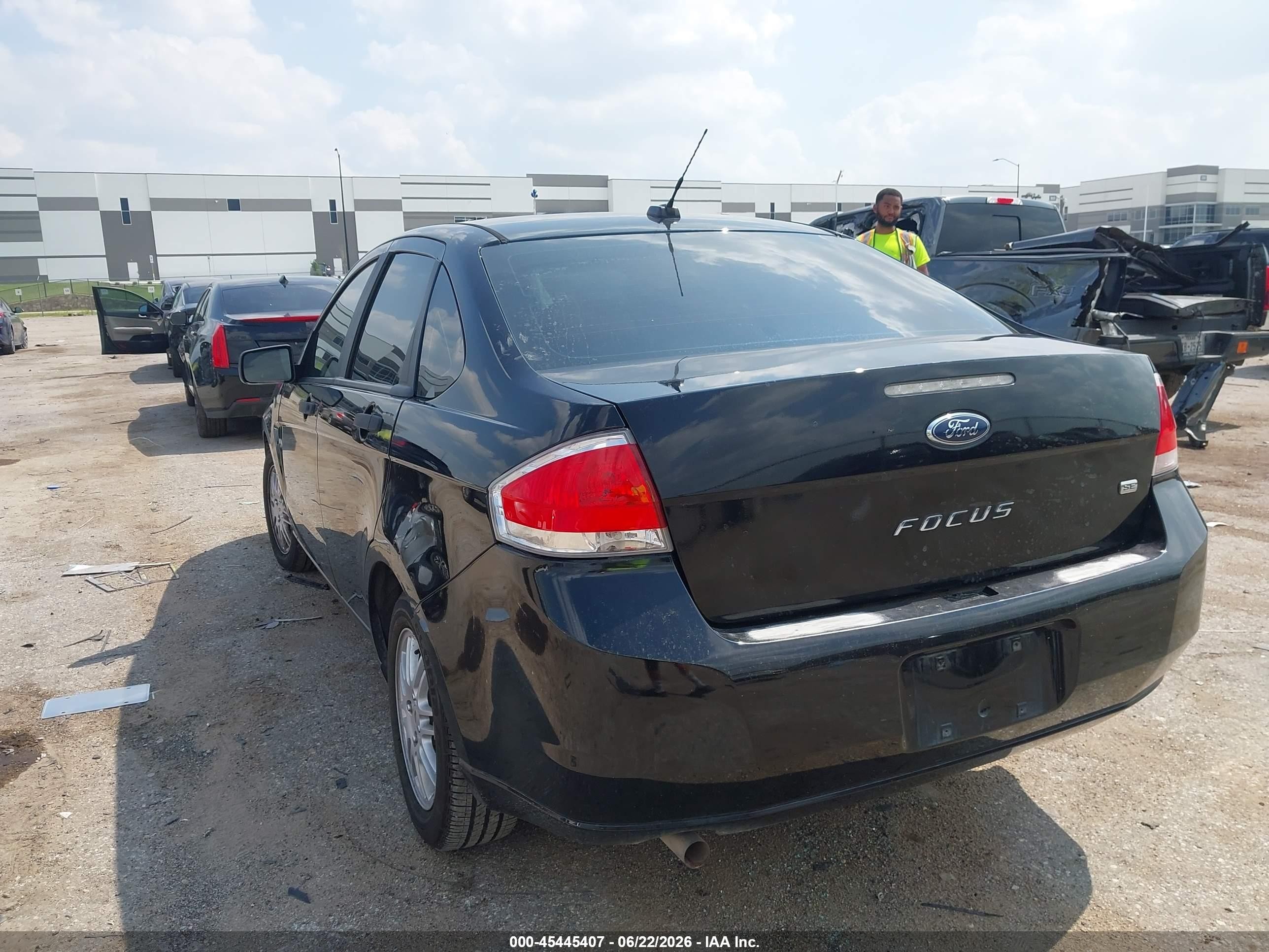 2011 Ford Focus Se Черный vin: 1FAHP3FN3BW194032