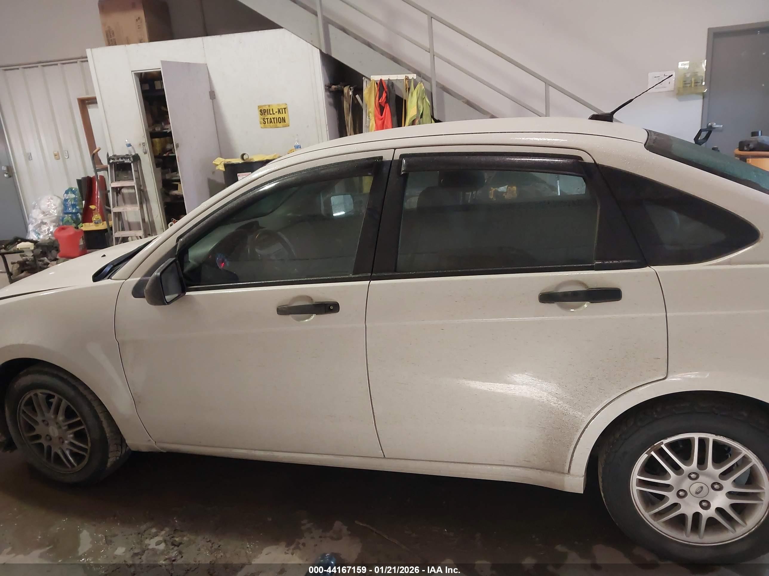 2011 Ford Focus Se White vin: 1FAHP3FN3BW201268