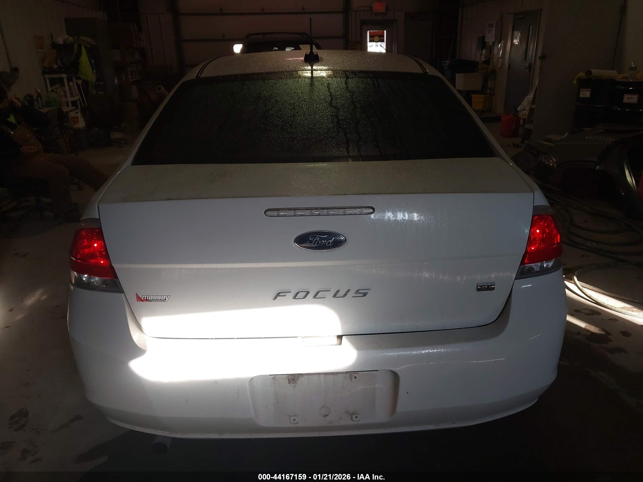 2011 Ford Focus Se White vin: 1FAHP3FN3BW201268