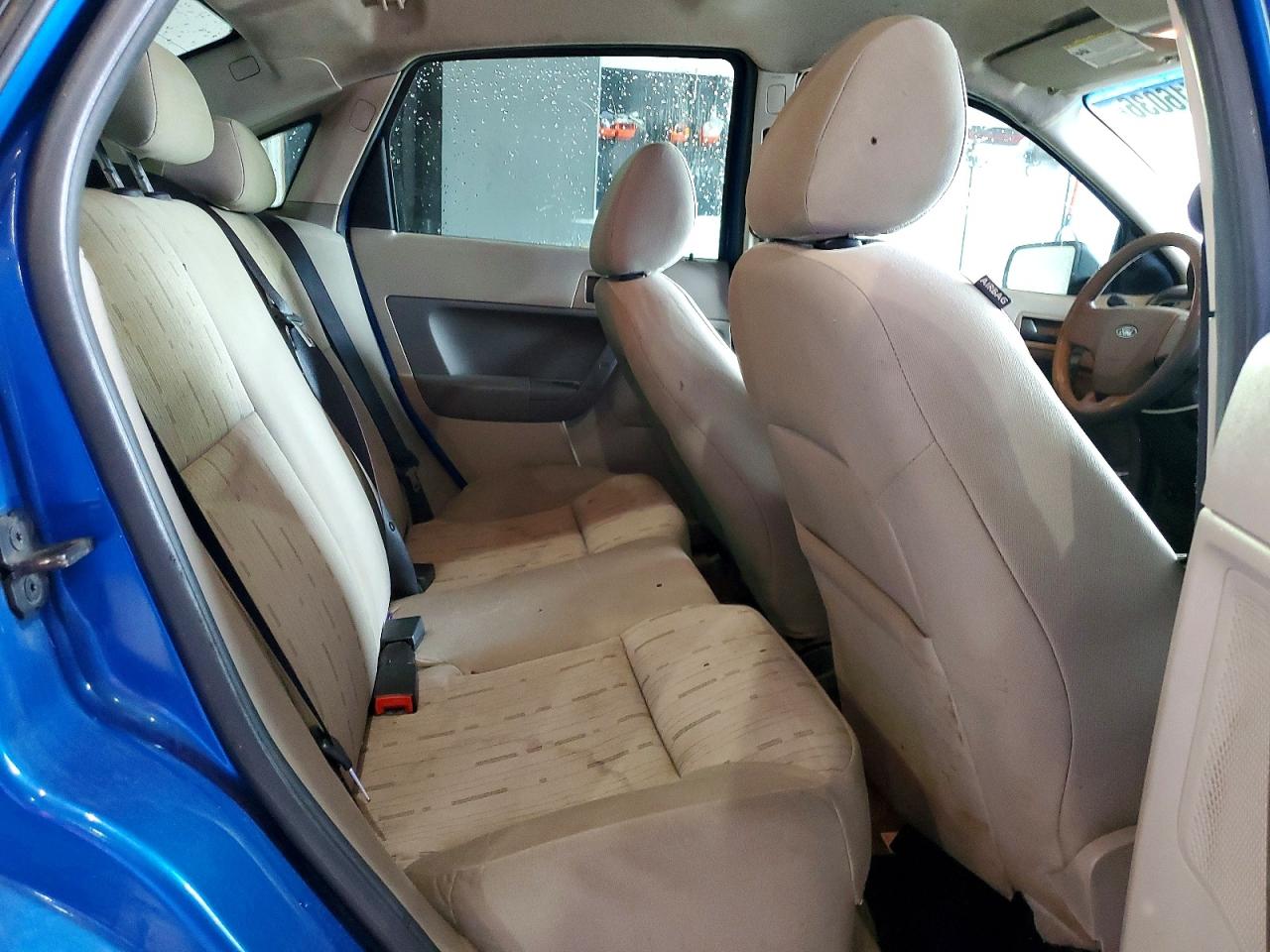2011 Ford Focus Se Blue vin: 1FAHP3FN3BW201531