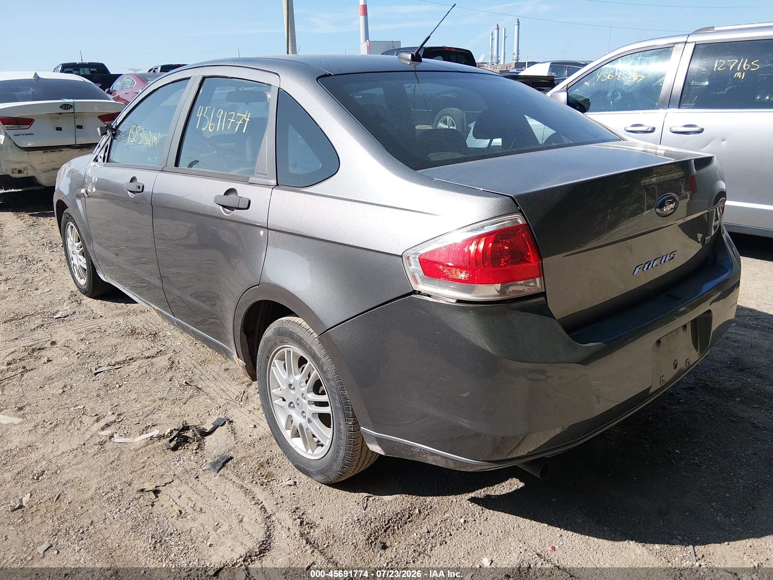 2010 Ford Focus Se Gray vin: 1FAHP3FN4AW147557