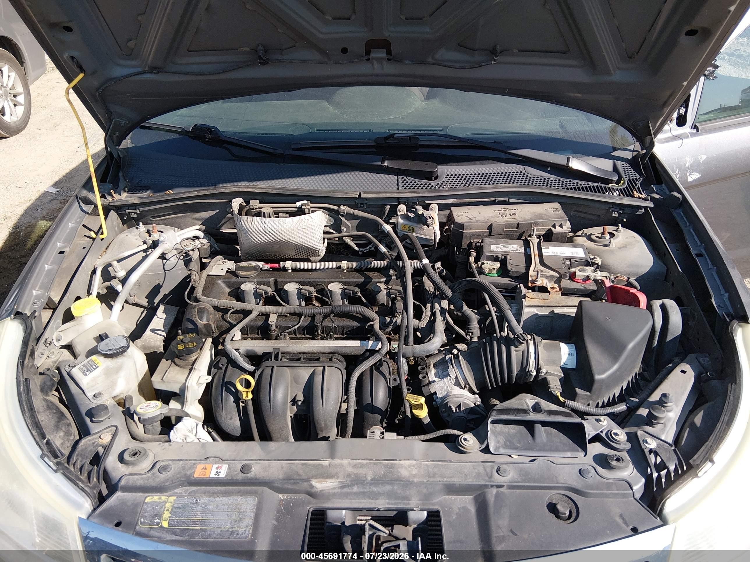 2010 Ford Focus Se Gray vin: 1FAHP3FN4AW147557
