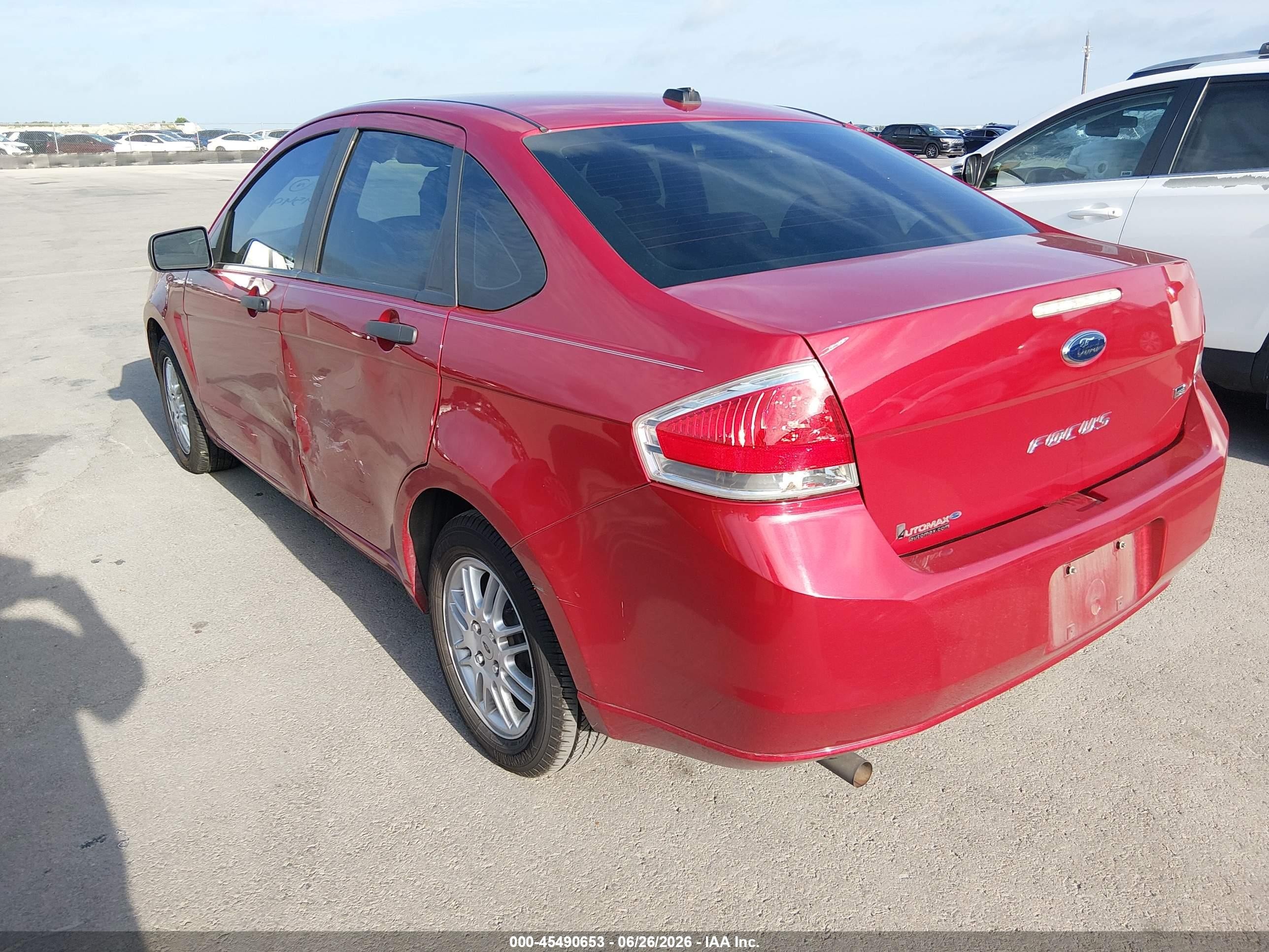 2010 Ford Focus Se Red vin: 1FAHP3FN4AW153245