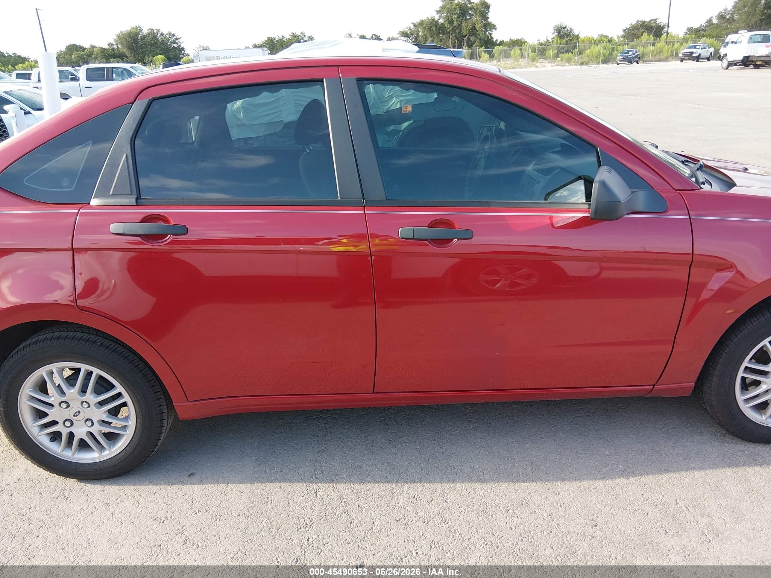2010 Ford Focus Se Red vin: 1FAHP3FN4AW153245