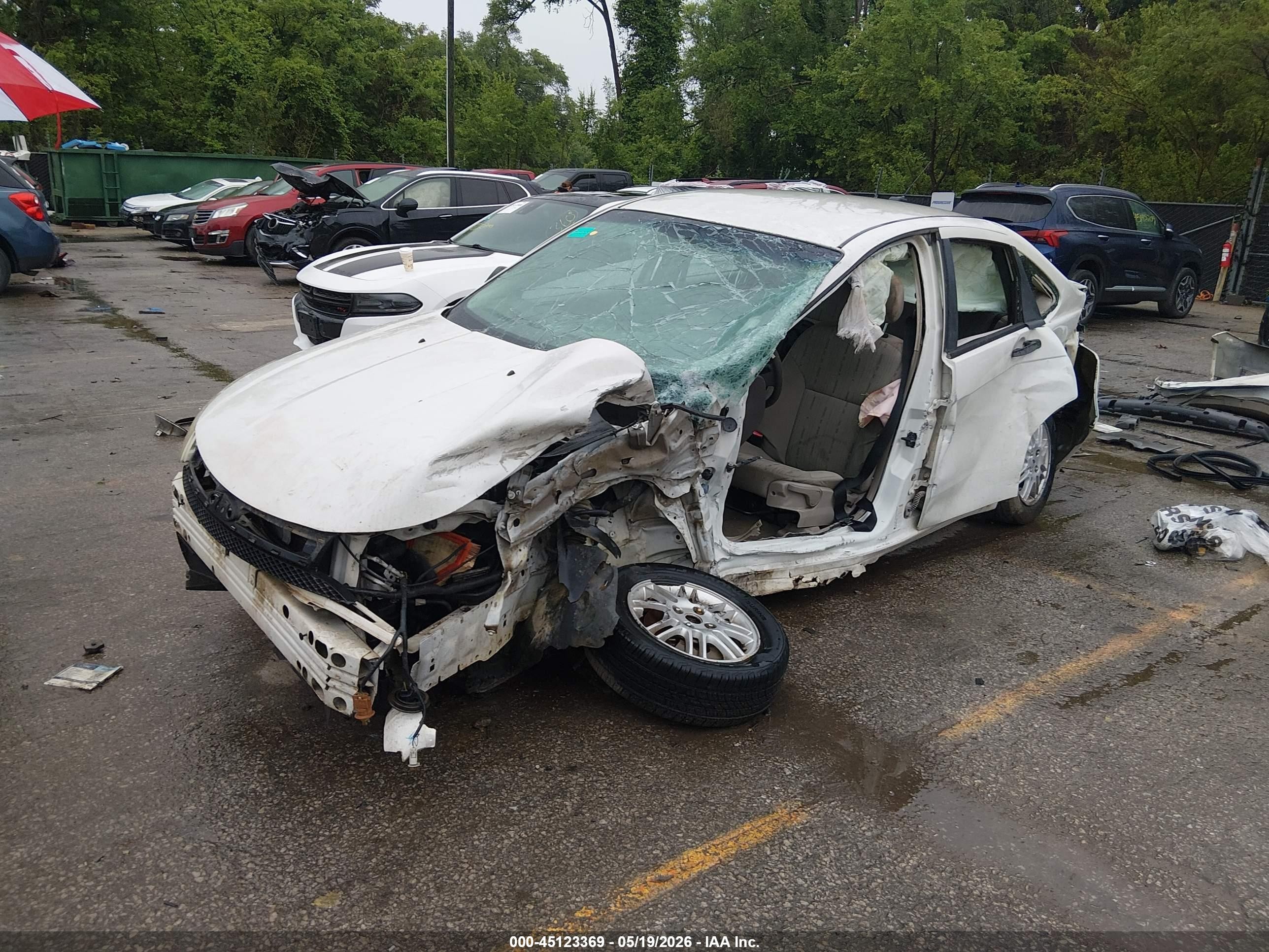 2010 Ford Focus Se White vin: 1FAHP3FN4AW186519