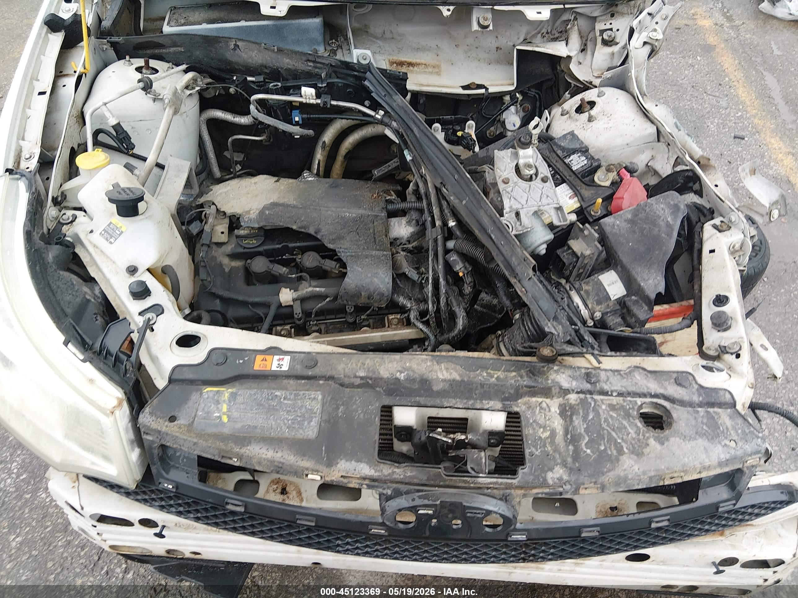 2010 Ford Focus Se White vin: 1FAHP3FN4AW186519
