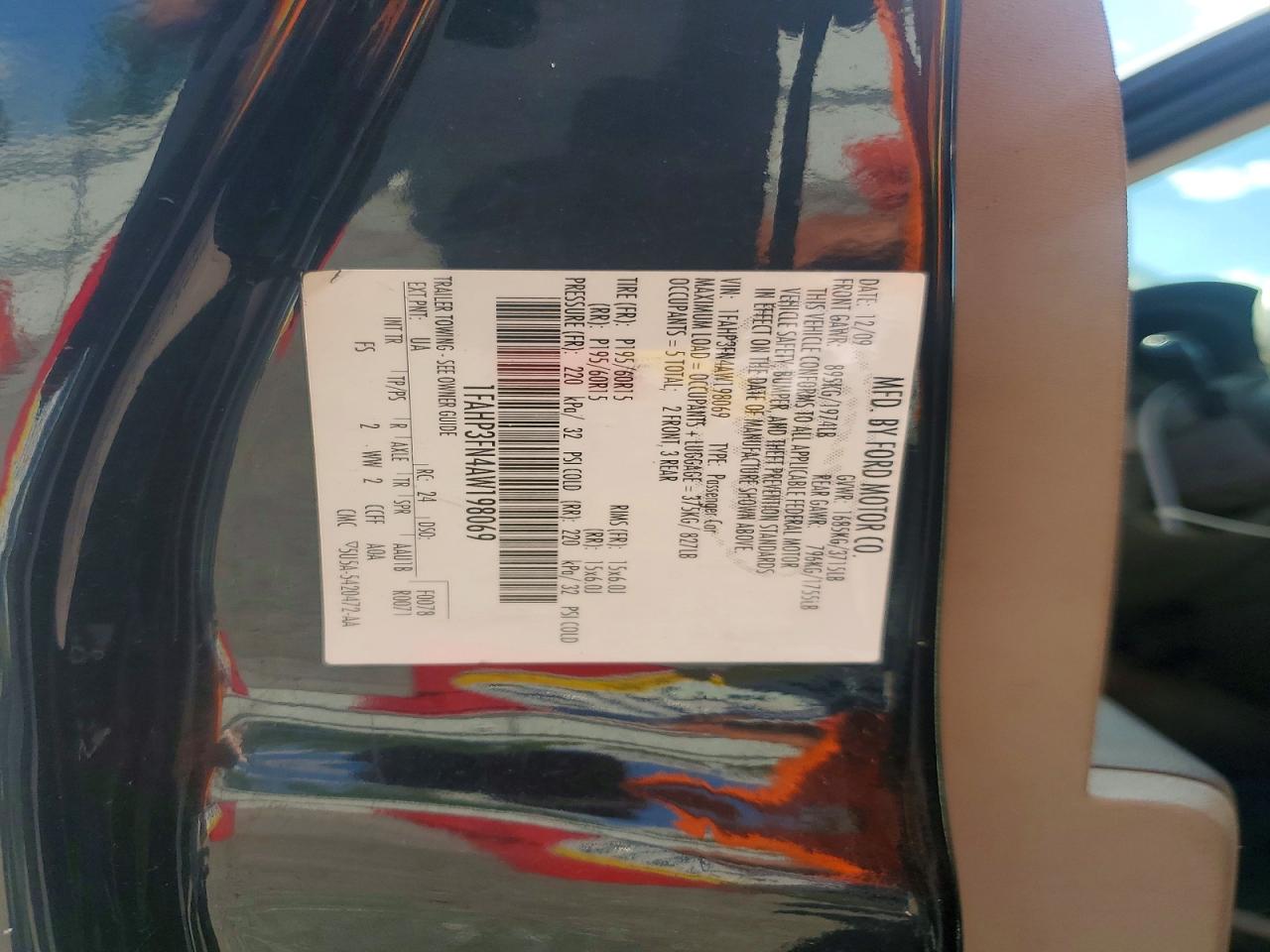 2010 Ford Focus Se Black vin: 1FAHP3FN4AW198069