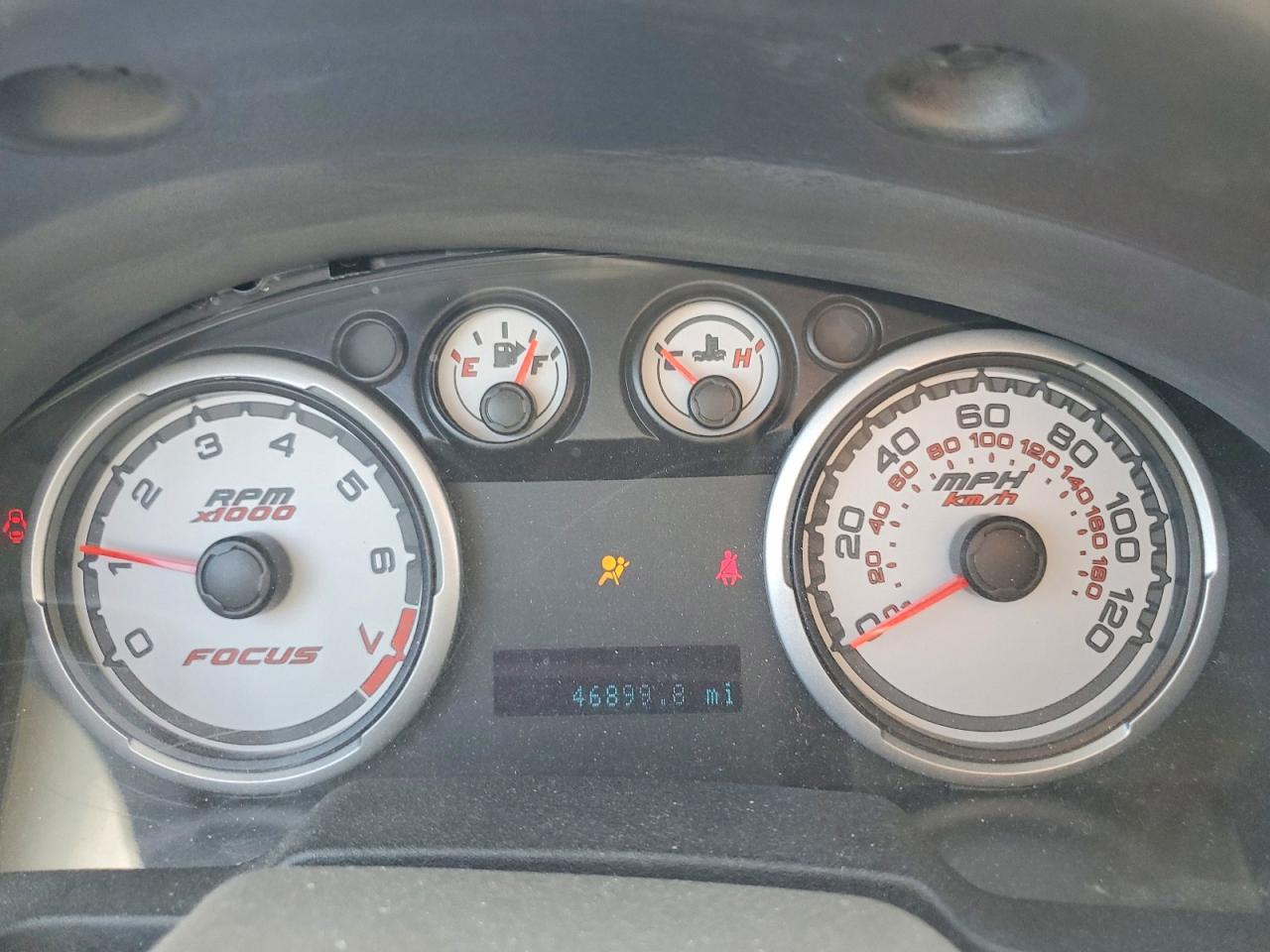 2010 Ford Focus Se Silver vin: 1FAHP3FN4AW199853