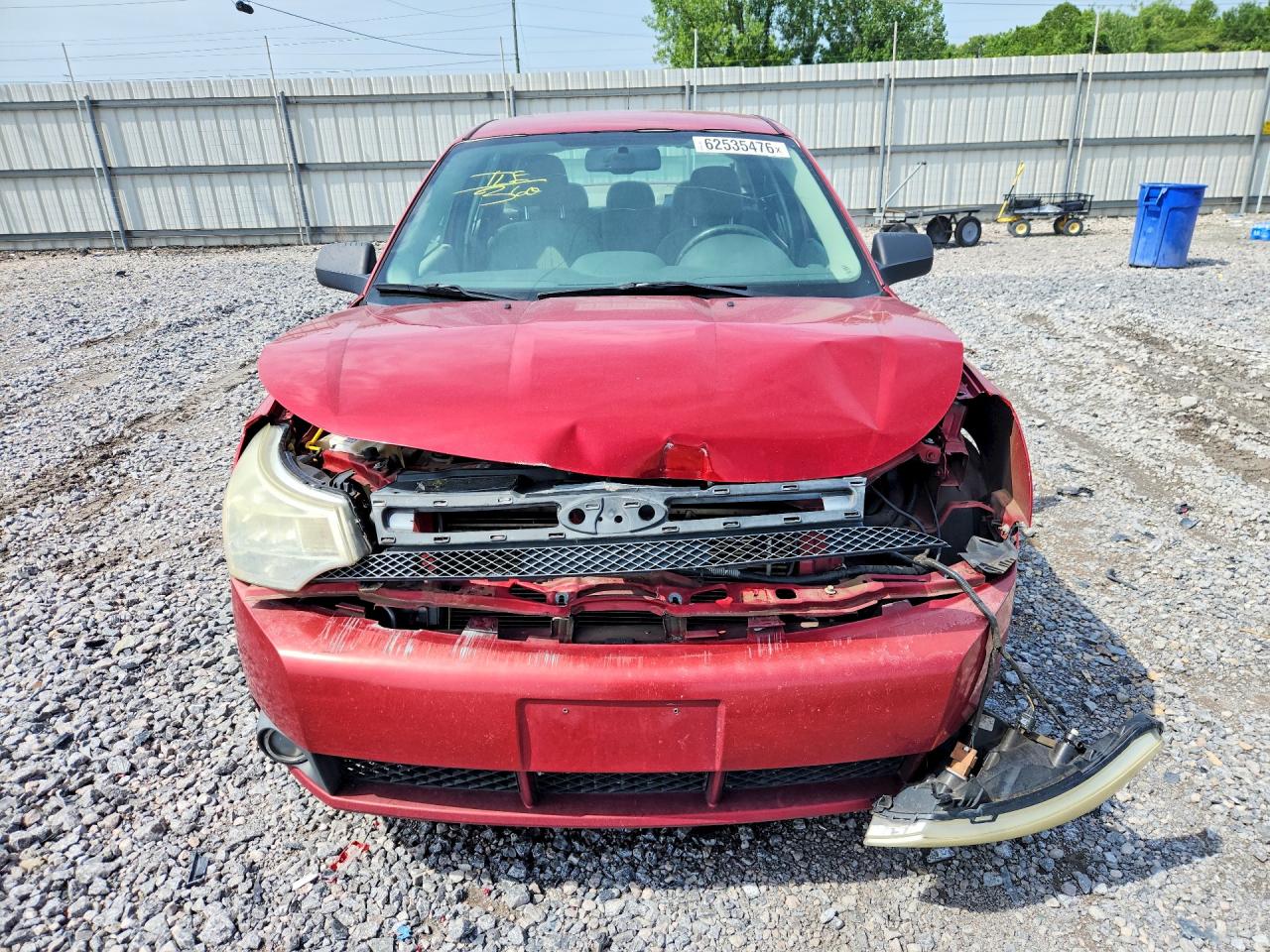 2010 Ford Focus Se Red vin: 1FAHP3FN4AW202184