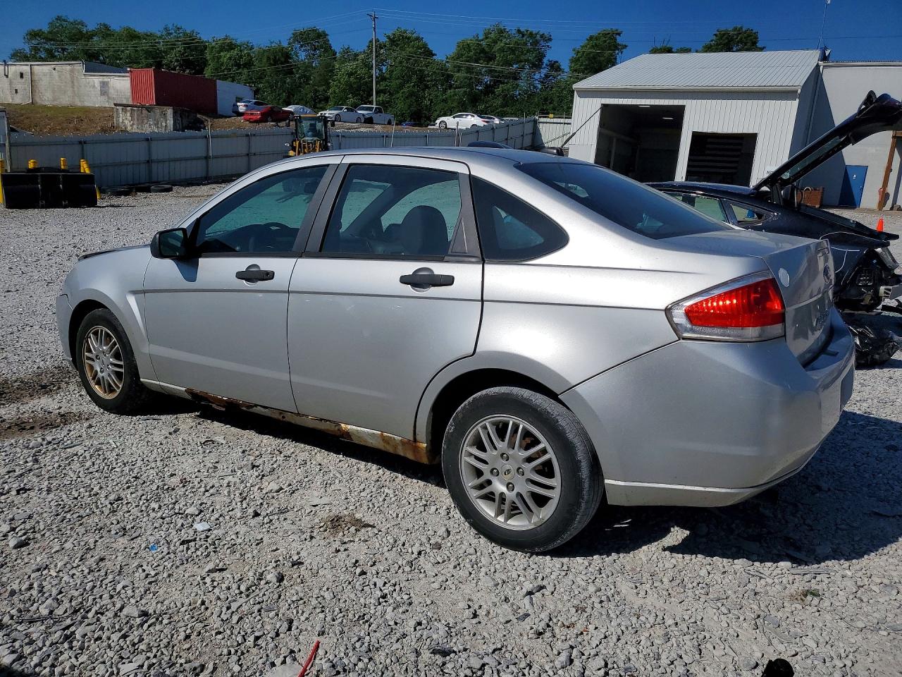 2010 Ford Focus Se Silver vin: 1FAHP3FN4AW258156