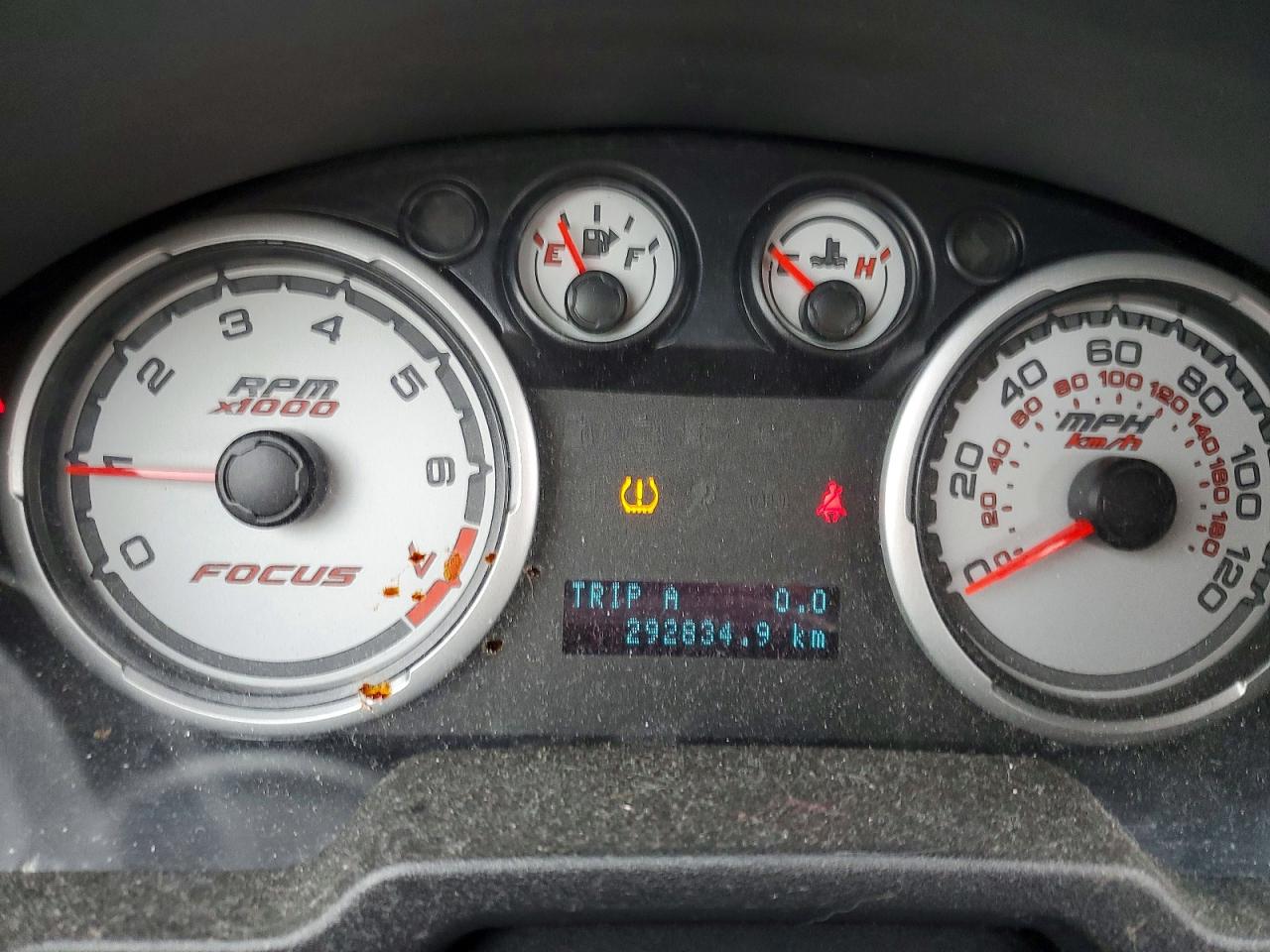 2010 Ford Focus Se Silver vin: 1FAHP3FN4AW272719