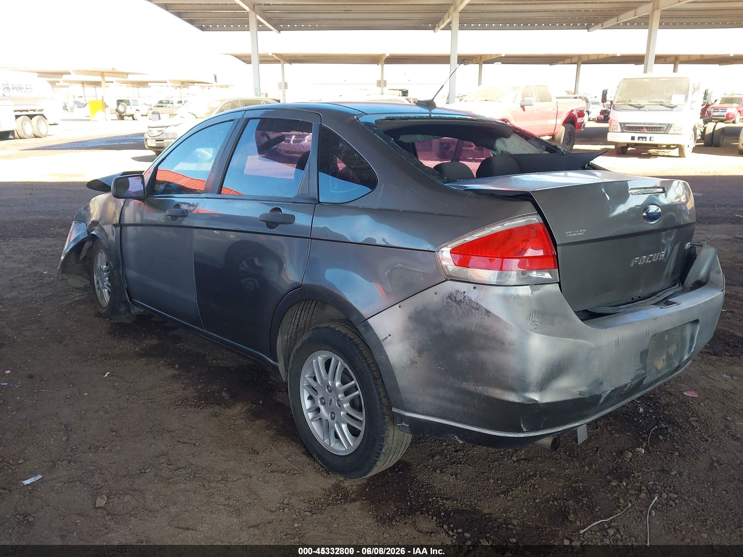 2010 Ford Focus Se Gray vin: 1FAHP3FN4AW282019