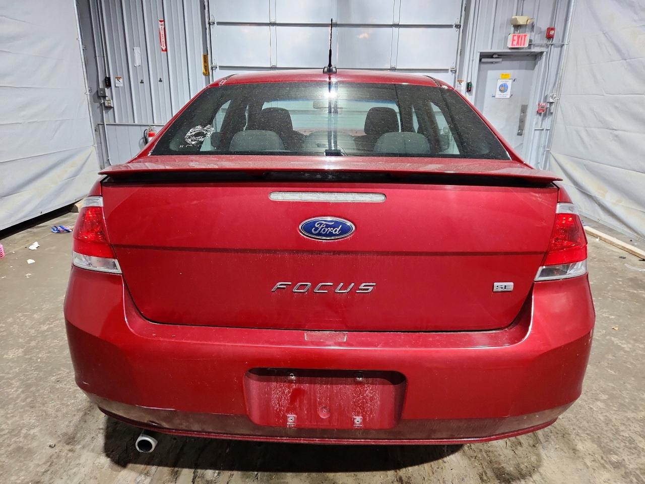 2010 Ford Focus Se Красный vin: 1FAHP3FN4AW284420