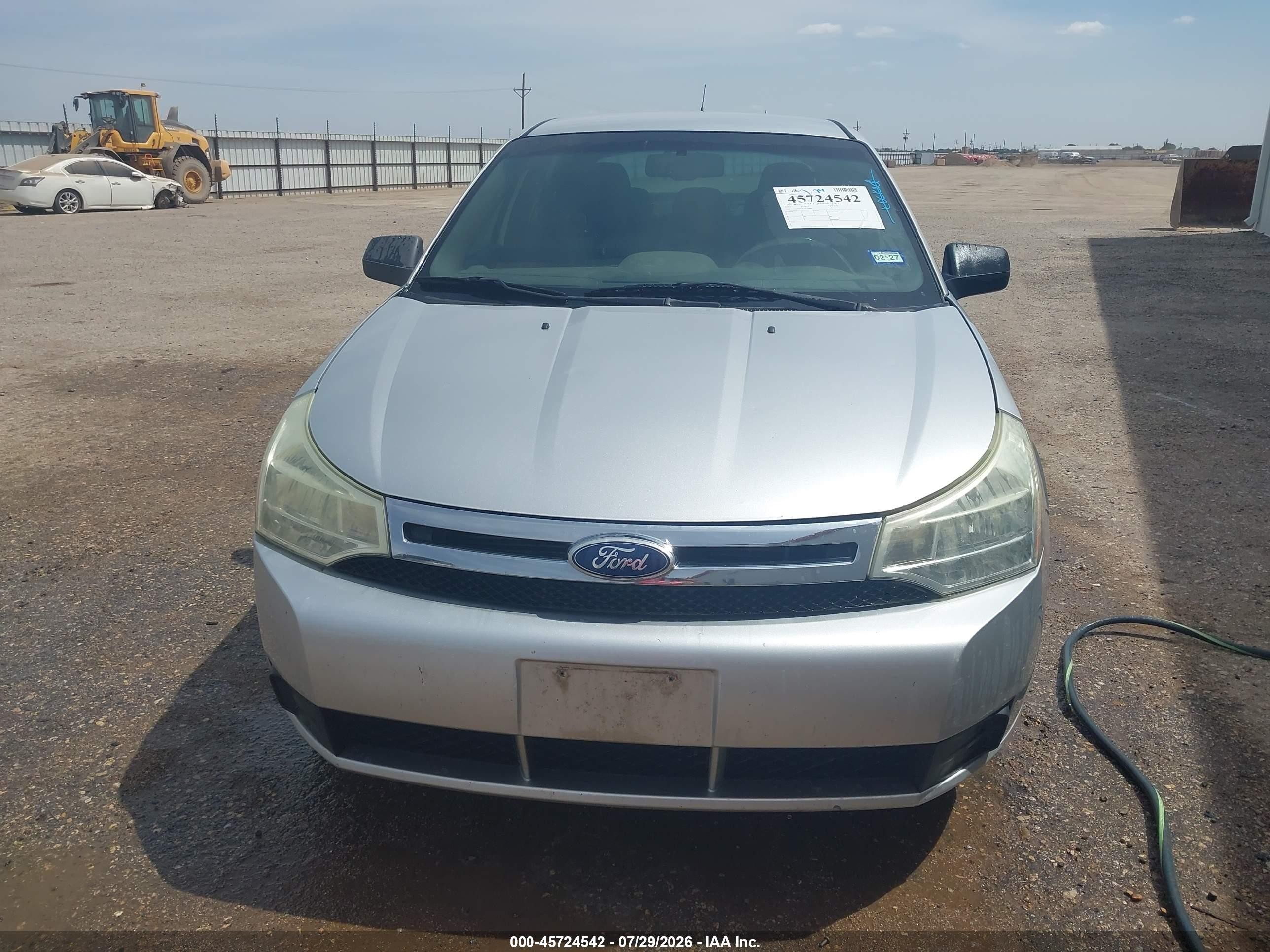 2010 Ford Focus Se Silver vin: 1FAHP3FN4AW290816