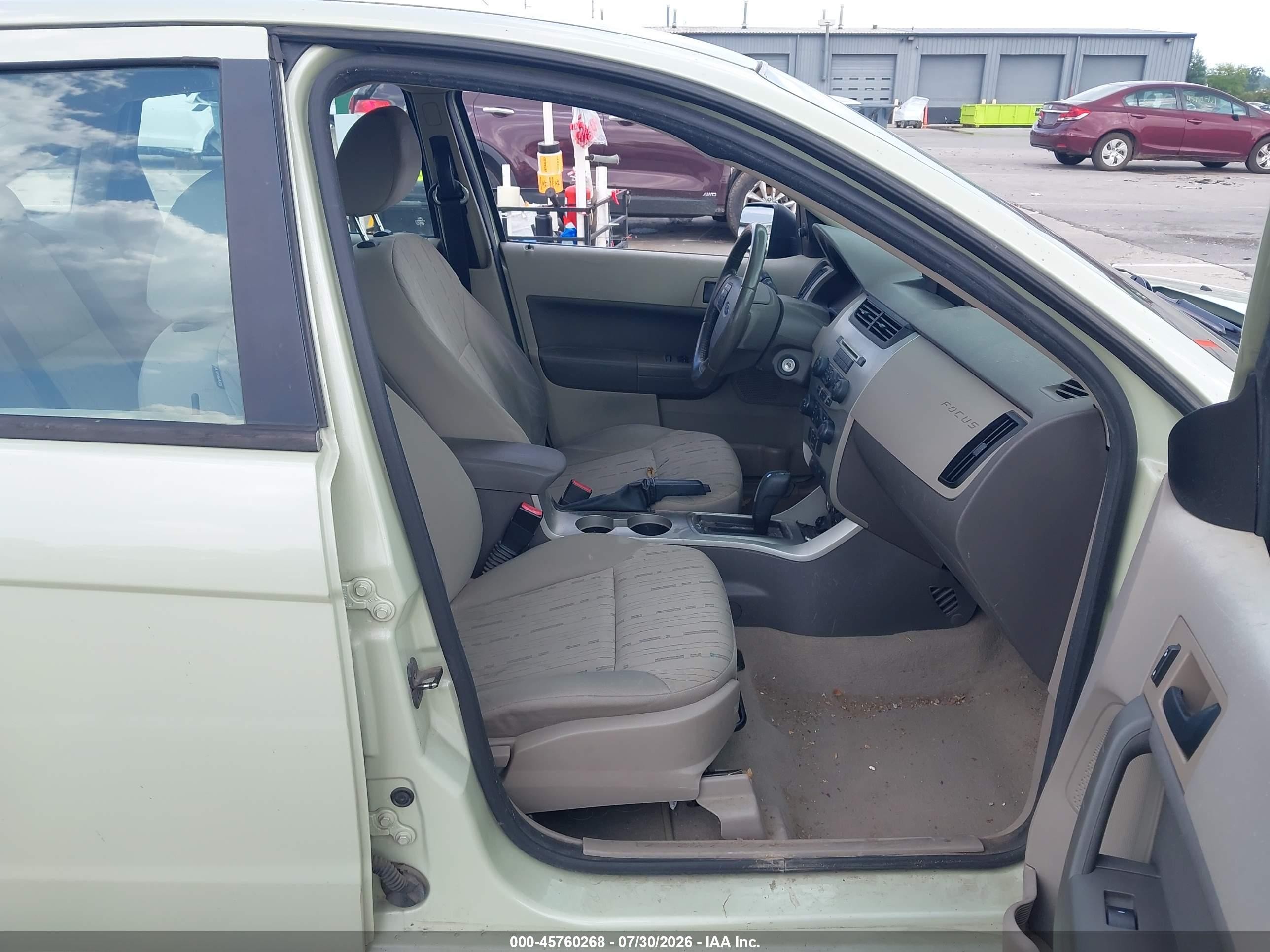 2010 Ford Focus Se Бирюзовый vin: 1FAHP3FN4AW295546