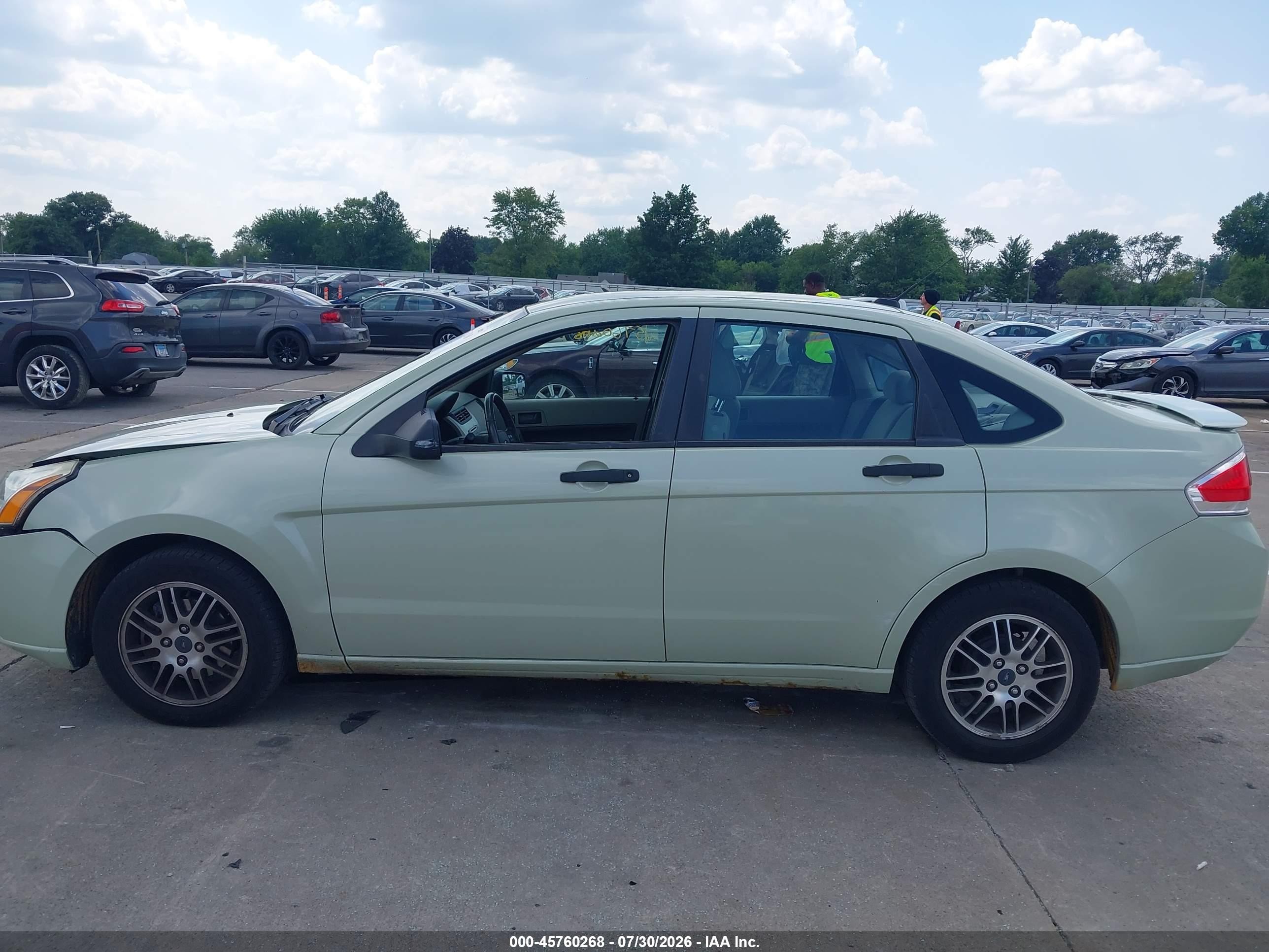 2010 Ford Focus Se Бирюзовый vin: 1FAHP3FN4AW295546