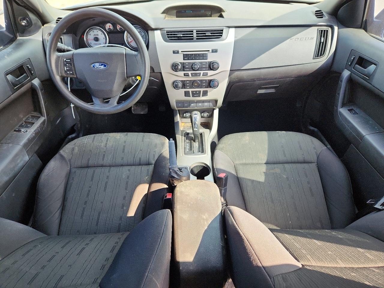 2011 Ford Focus Se Blue vin: 1FAHP3FN4BW120991