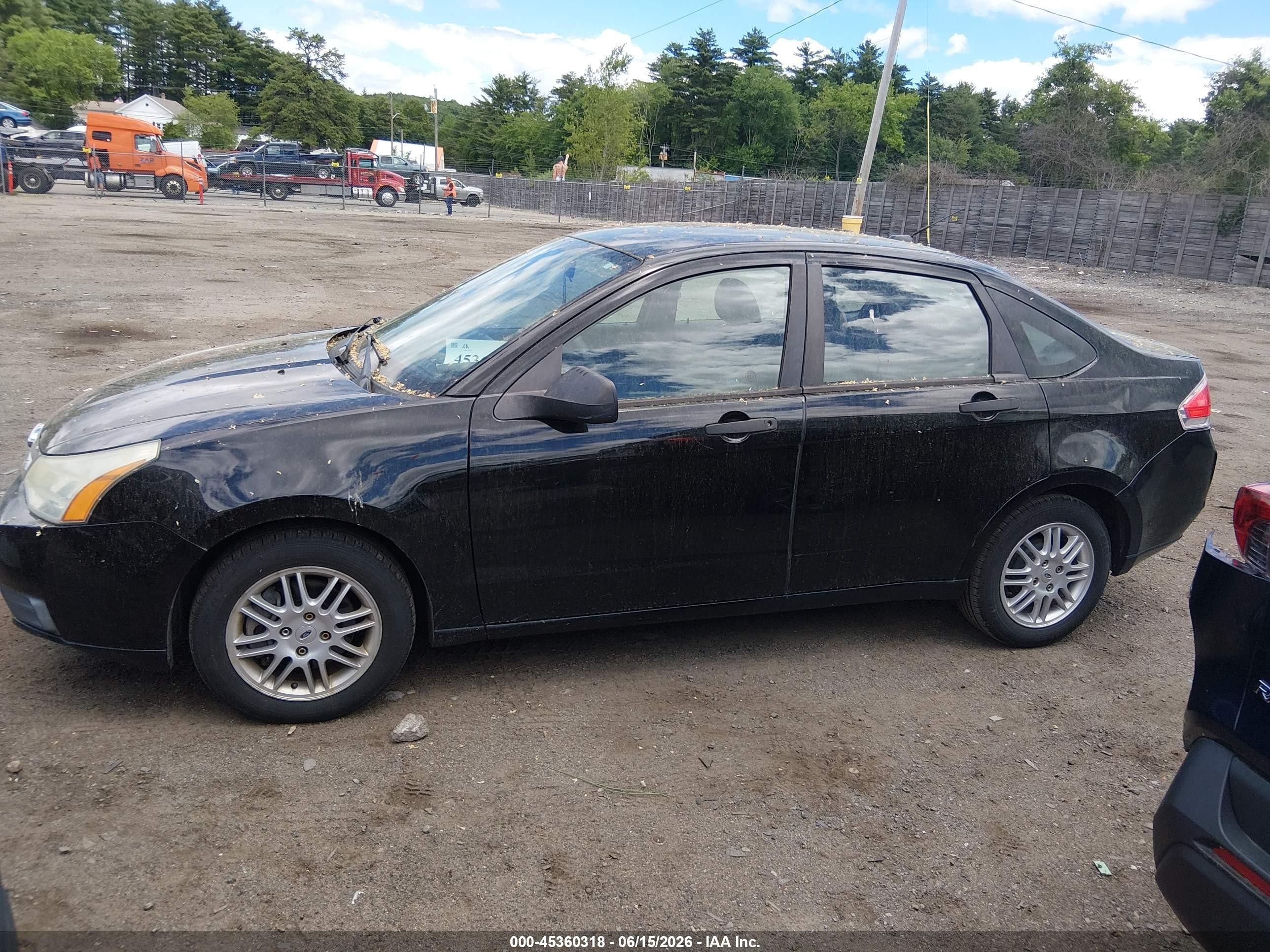 2011 Ford Focus Se Black vin: 1FAHP3FN4BW132168