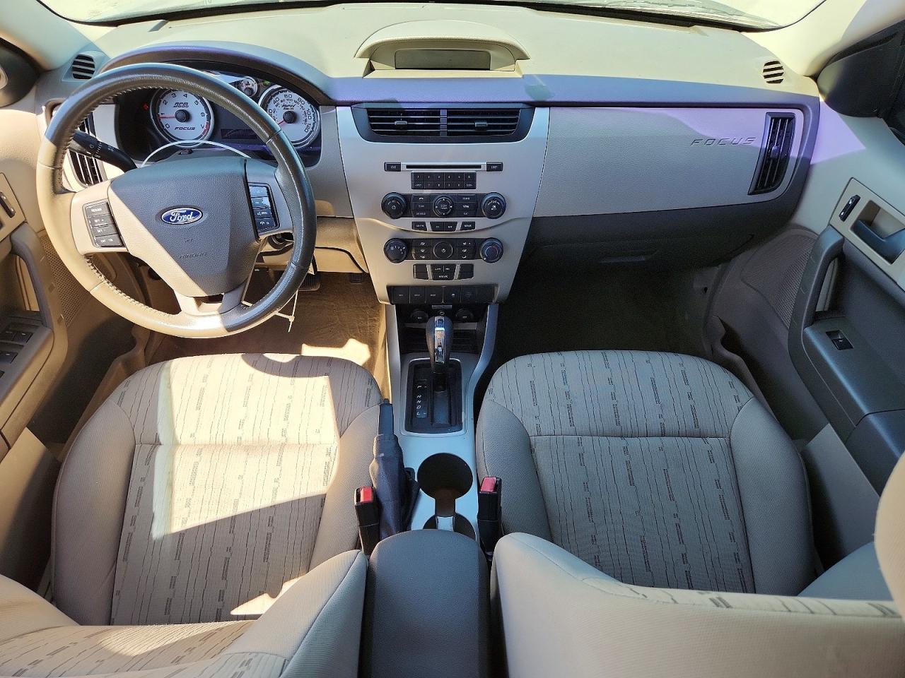 2011 Ford Focus Se Gray vin: 1FAHP3FN4BW150136