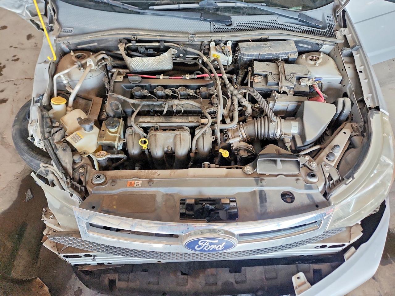2011 Ford Focus Se Серебряный vin: 1FAHP3FN4BW181368
