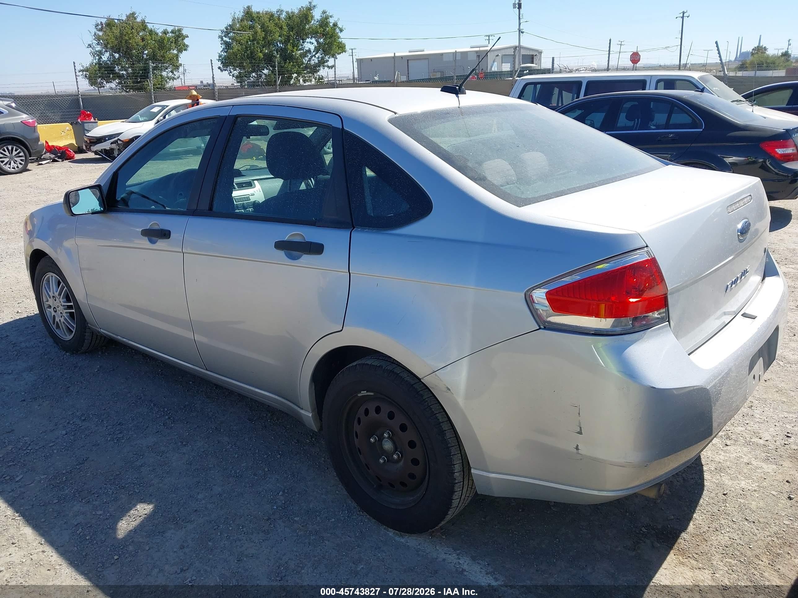 2011 Ford Focus Se Gray vin: 1FAHP3FN4BW198459