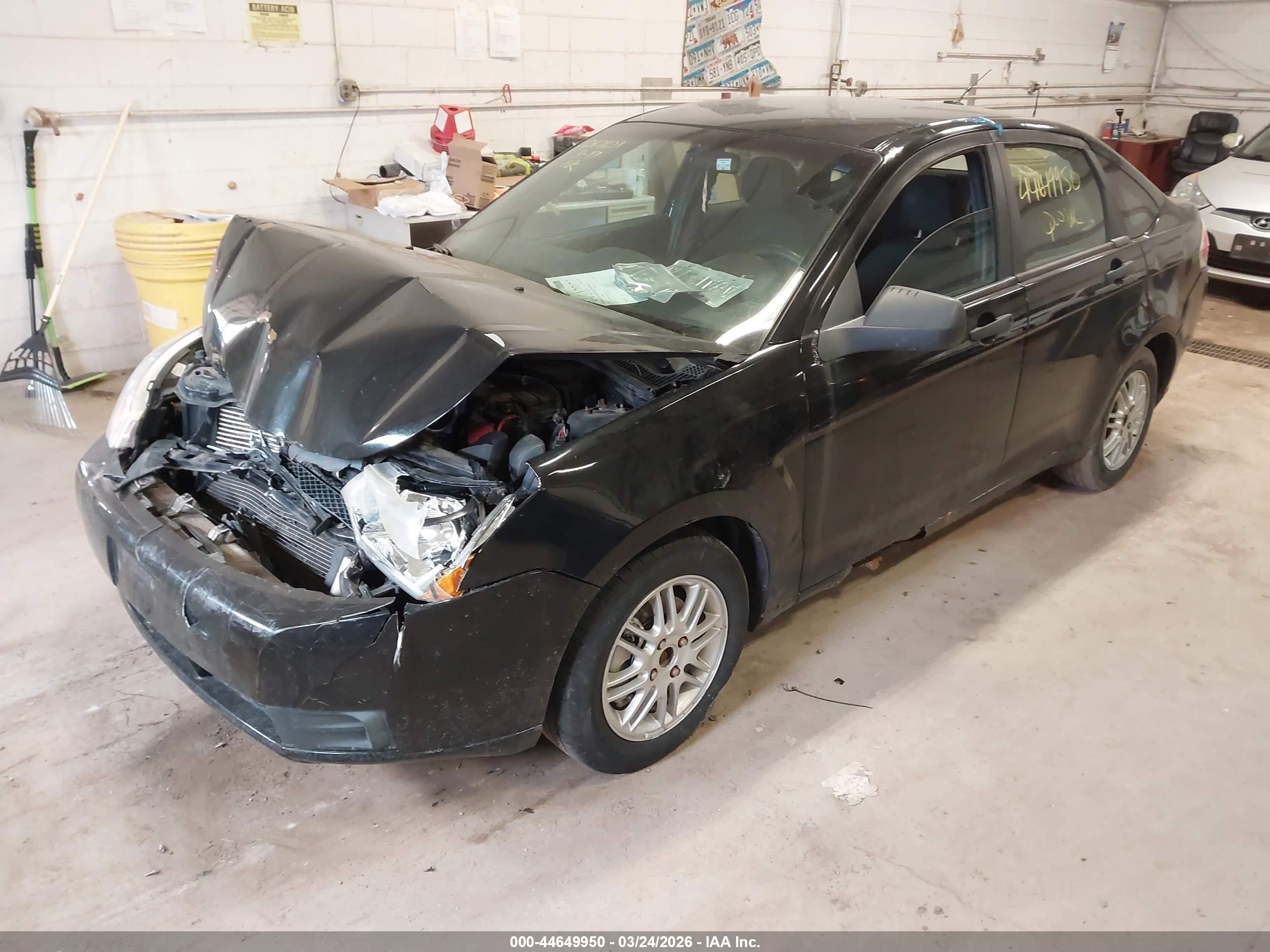 2010 Ford Focus Se Black vin: 1FAHP3FN5AW108122