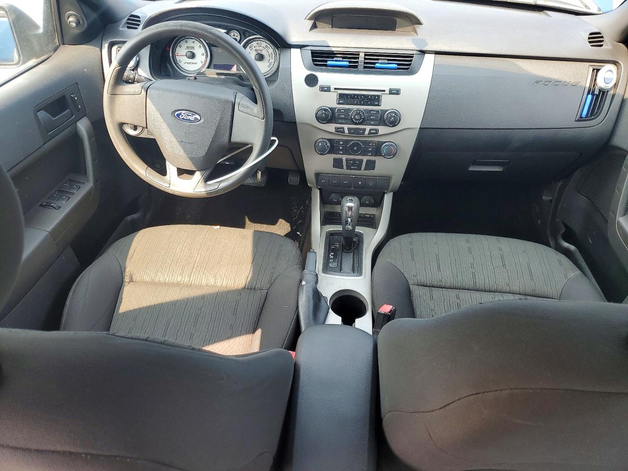 2010 Ford Focus Se Blue vin: 1FAHP3FN5AW136129