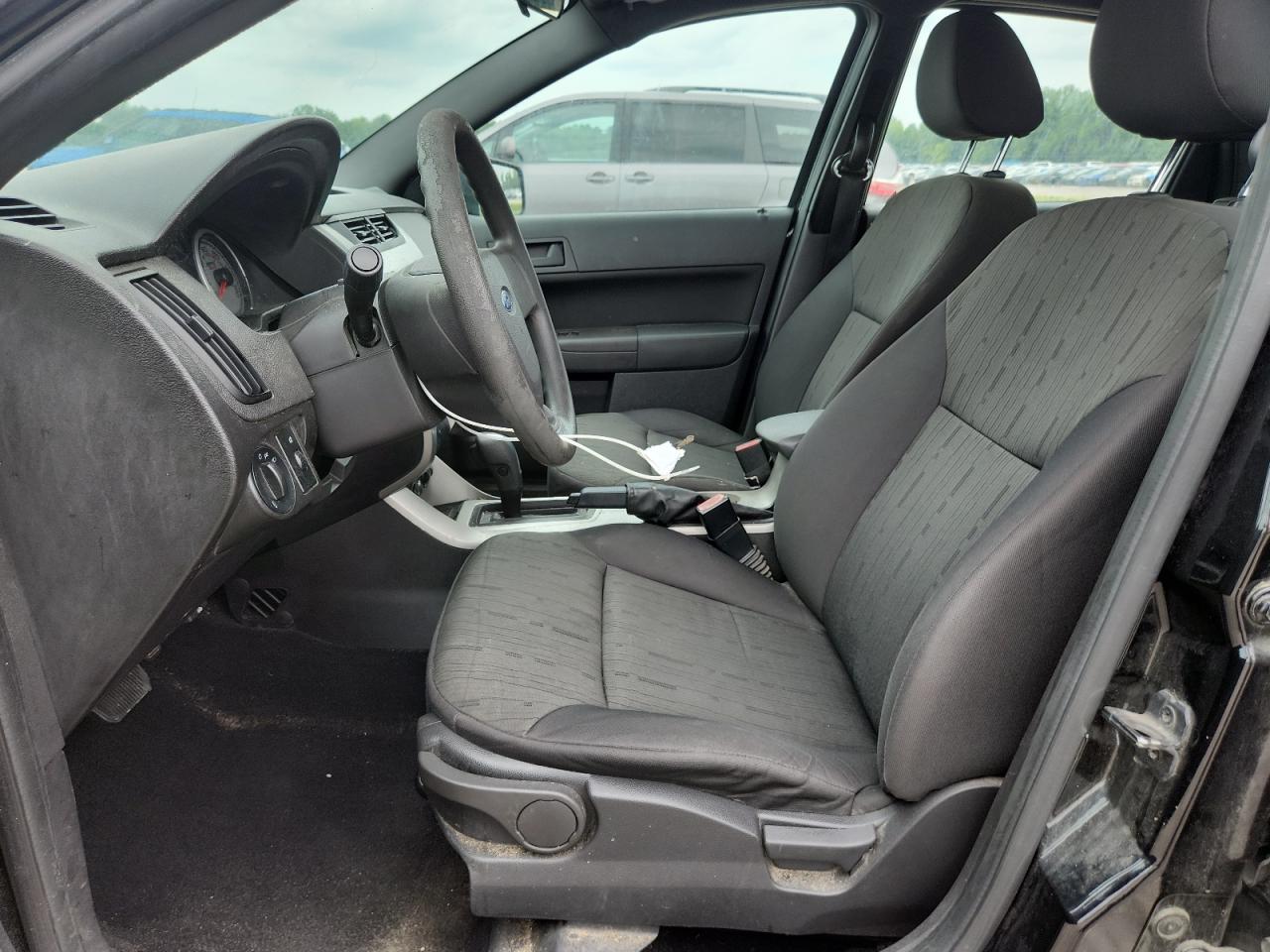 2010 Ford Focus Black vin: 1FAHP3FN5AW150113